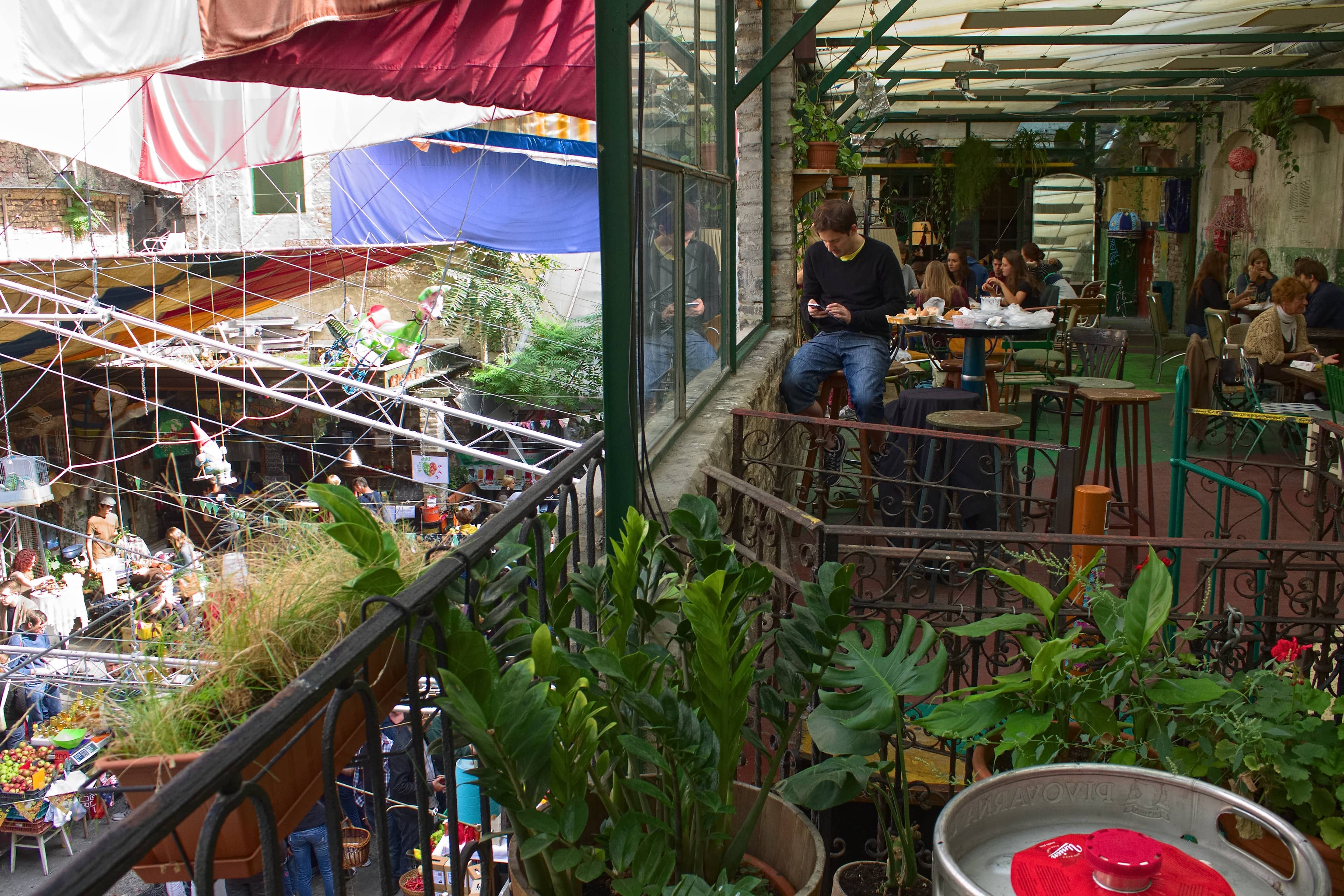 Ruin Bars (e.g., Szimpla Kert)