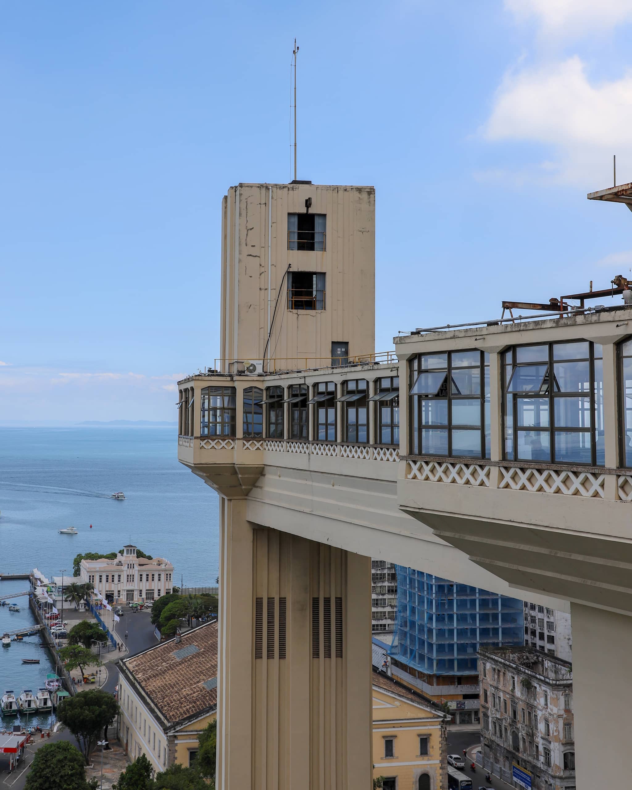 Connecting Upper and Lower Cities