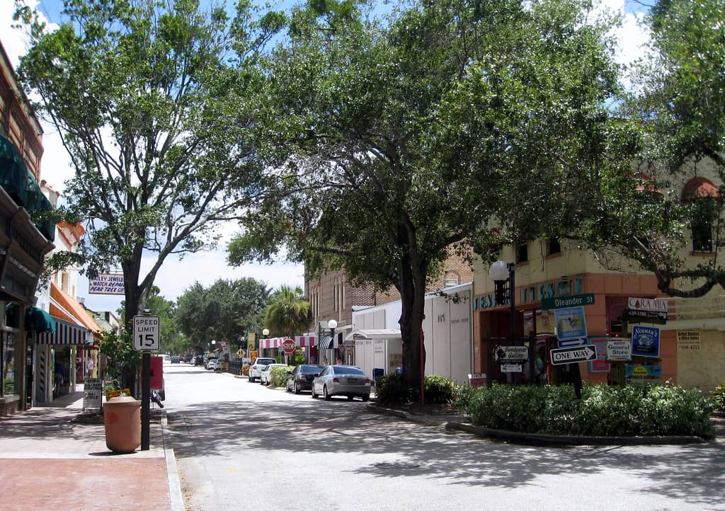Unique Boutiques & Galleries