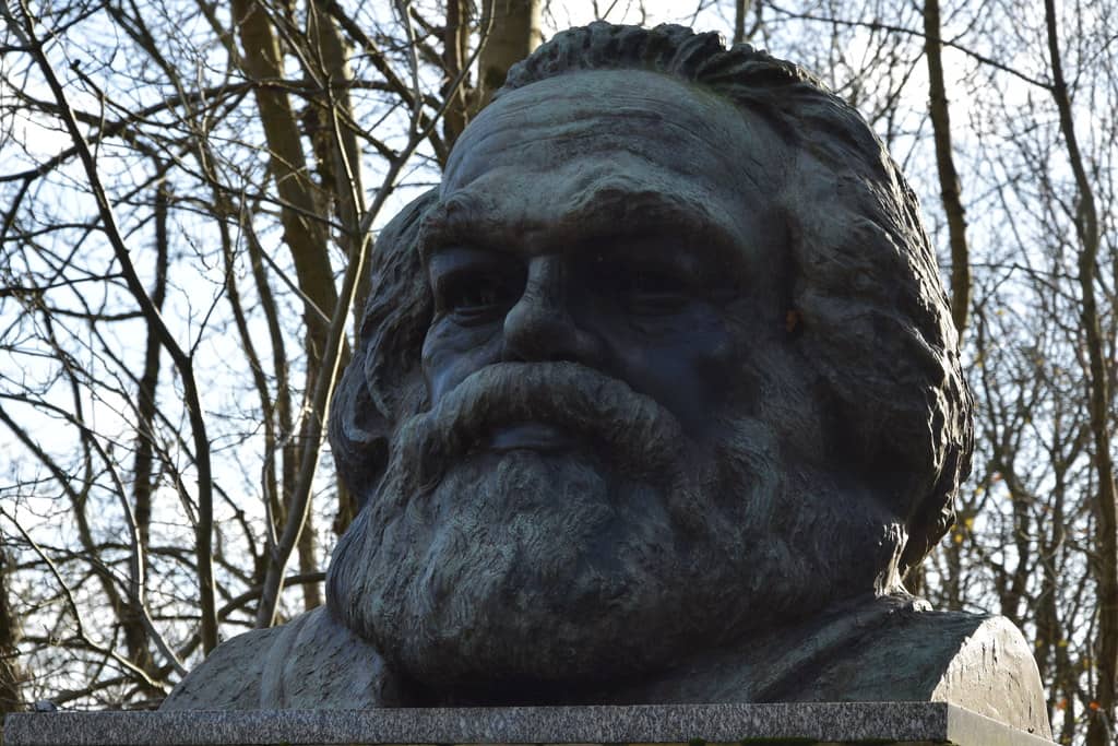 Karl Marx's Monumental Tomb