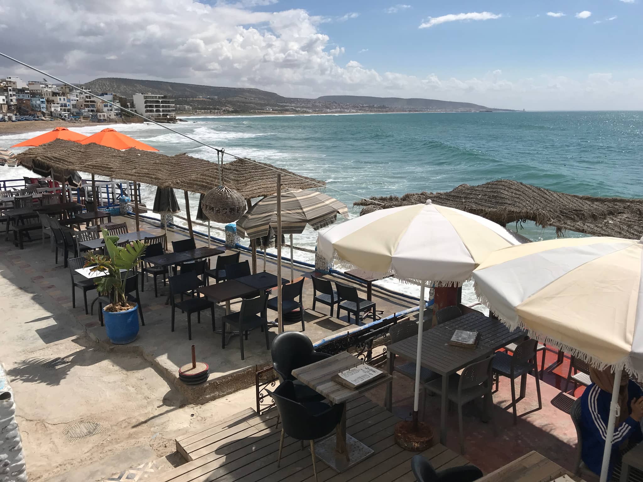 Local Cafes & Restaurants