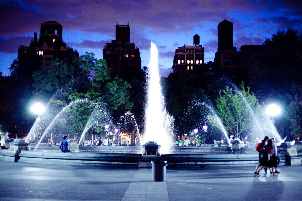 Fountain Plaza
