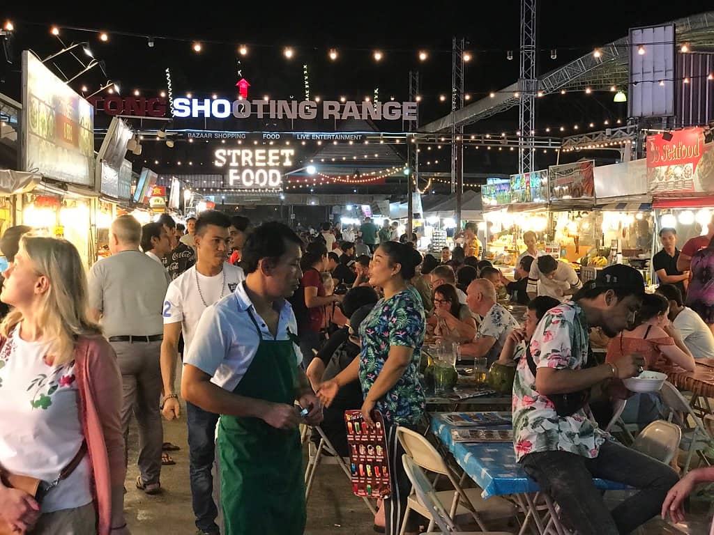 Shopping & Dining Delights