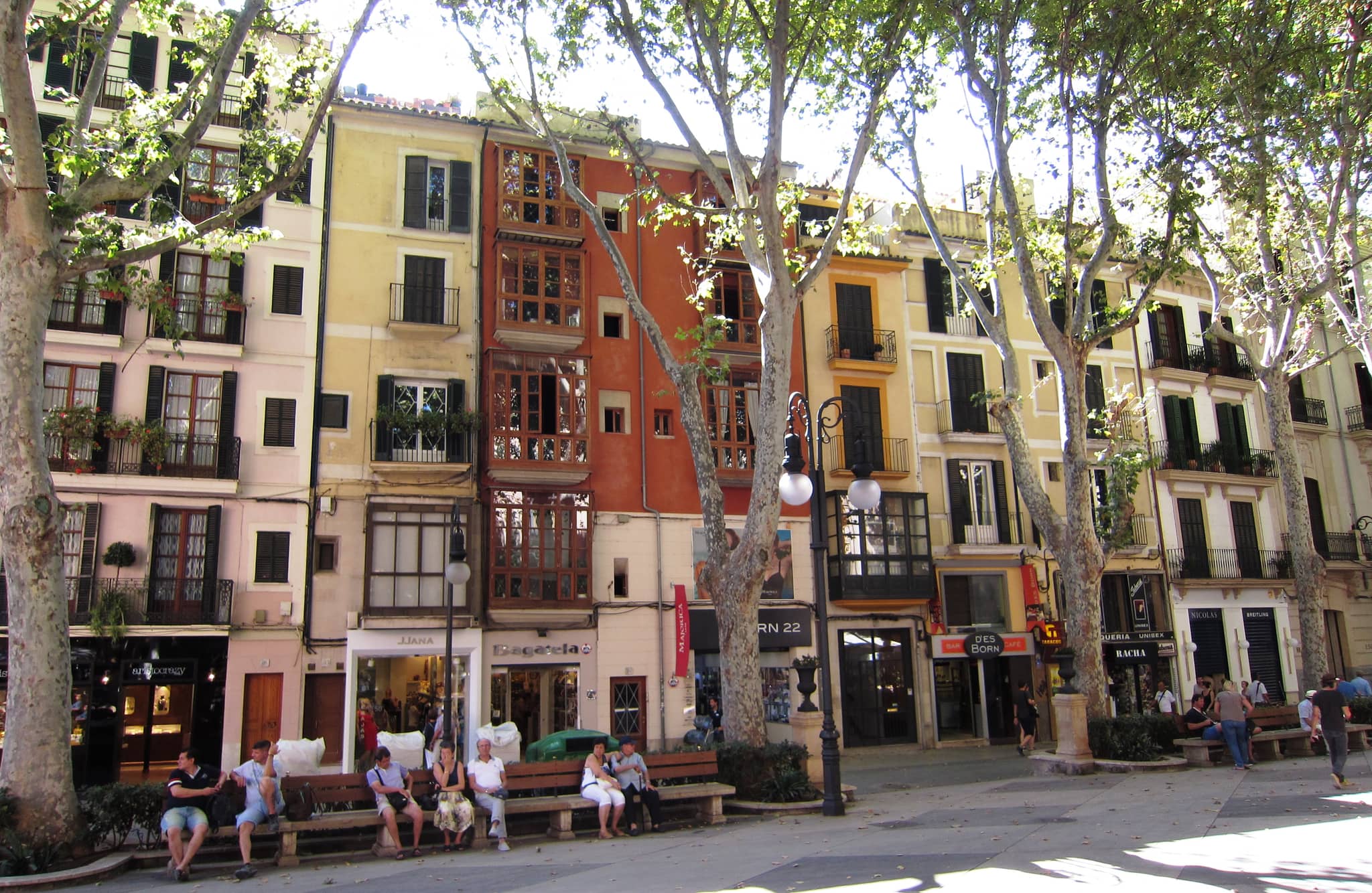 Passeig des Born