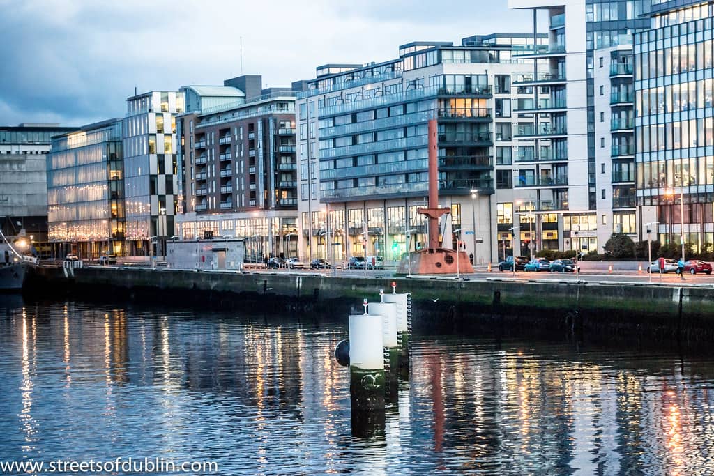 Craft Cocktails & Drinks