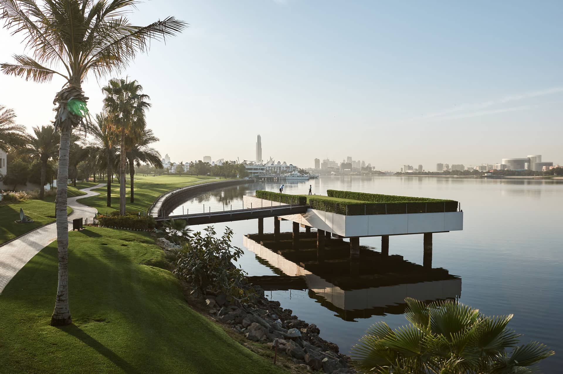 The 'Floating' 6th Hole