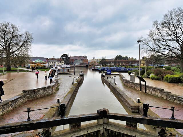 Riverside Views of Historic Sites