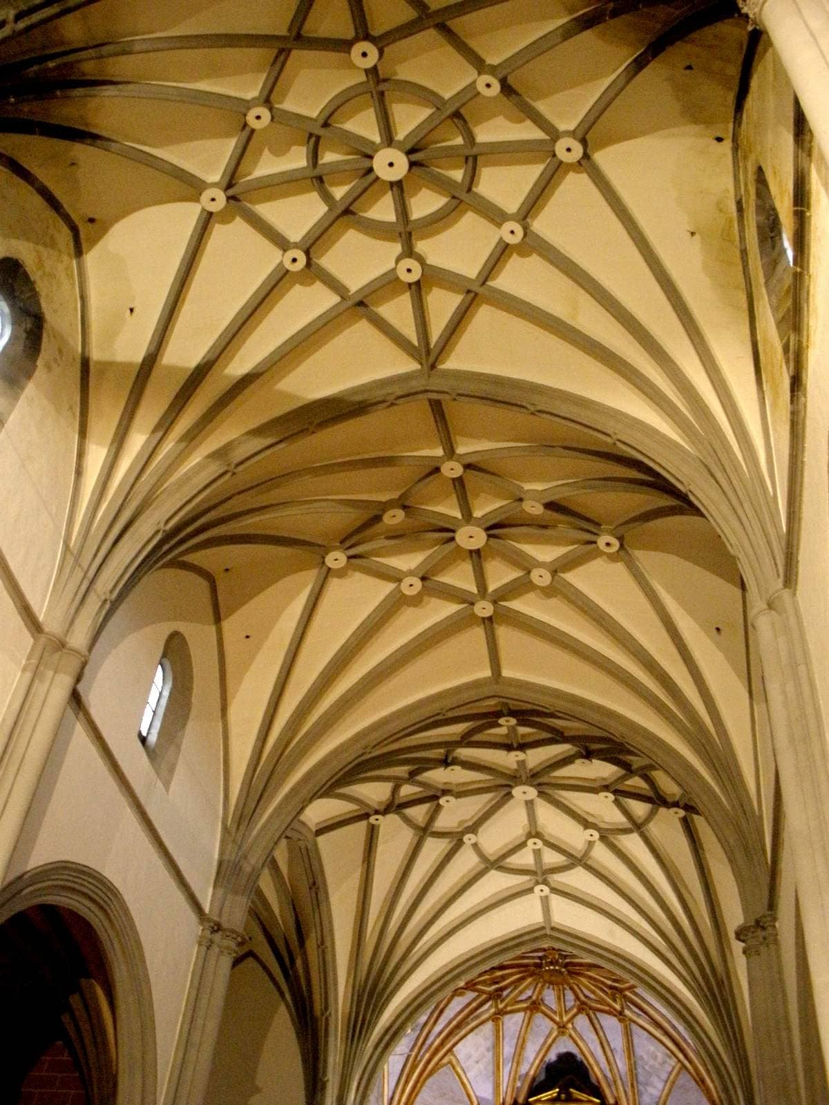 Stunning Vaulted Ceiling