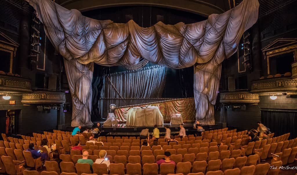 Touring Concerts & Broadway Shows