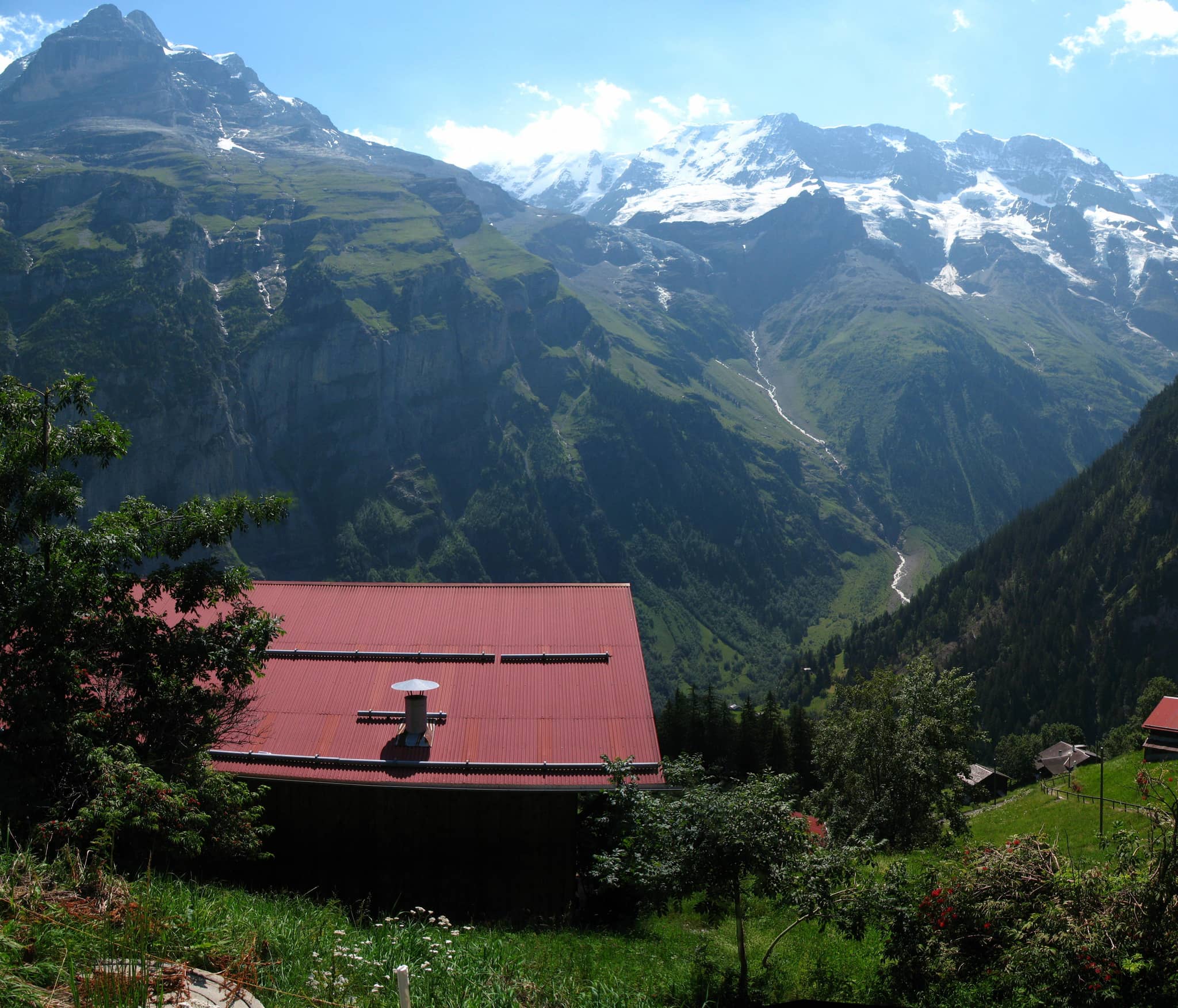 Panoramic Mountain Views