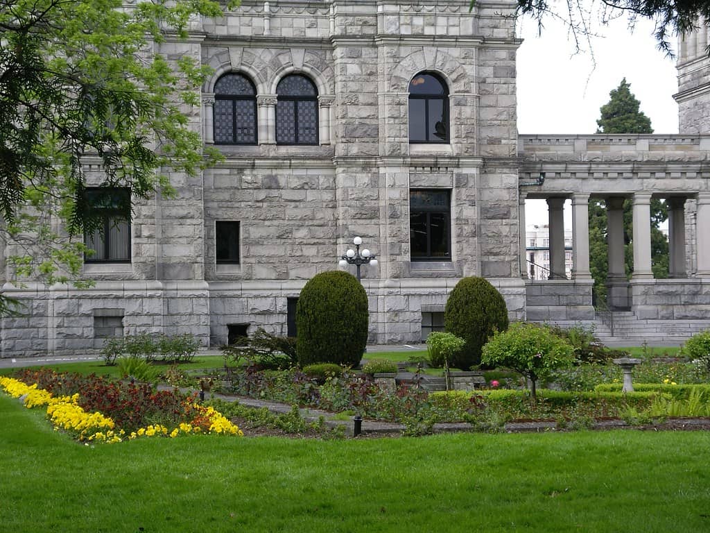 Lush Surrounding Gardens