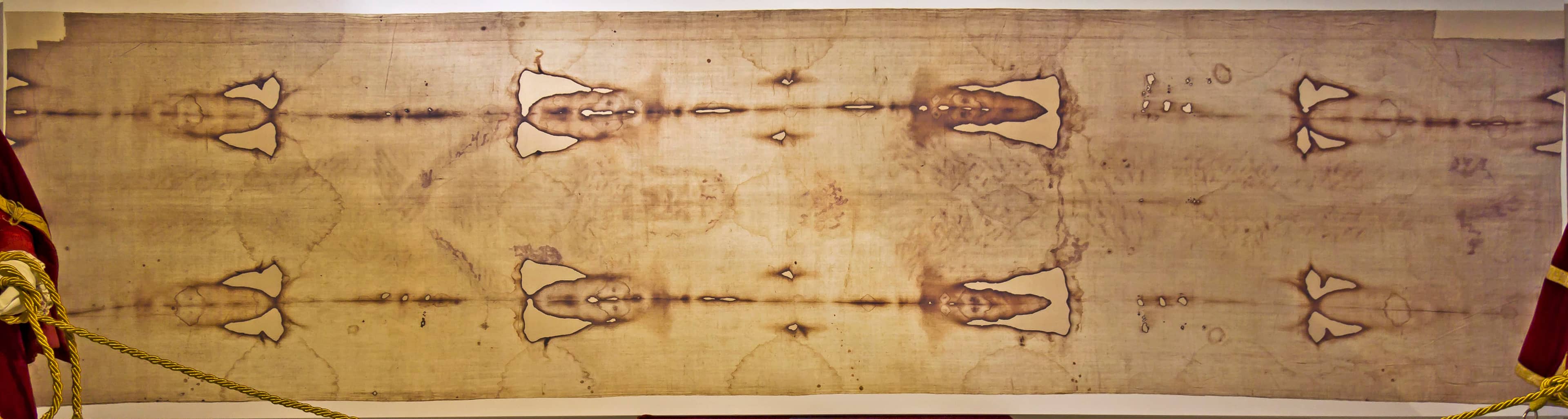 Shroud Replica and History