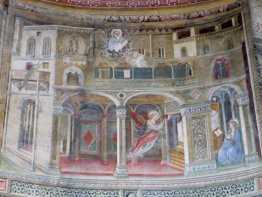 Artistic Frescoes and Sculptures