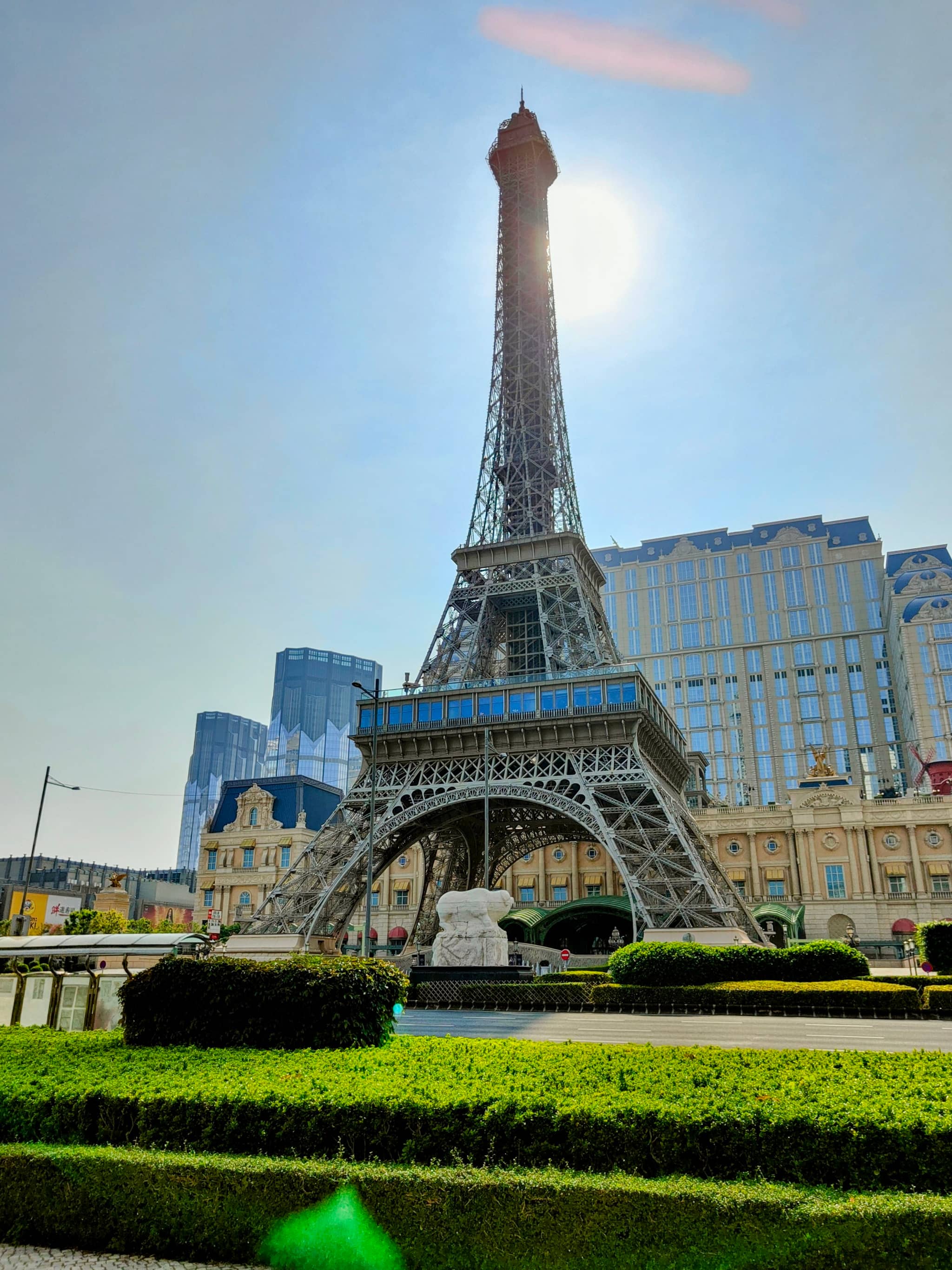 Parisian Macao