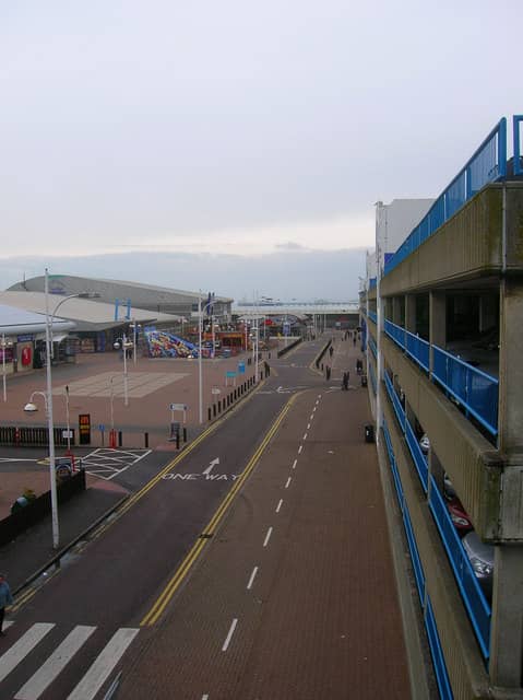 Lively Entertainment Hub