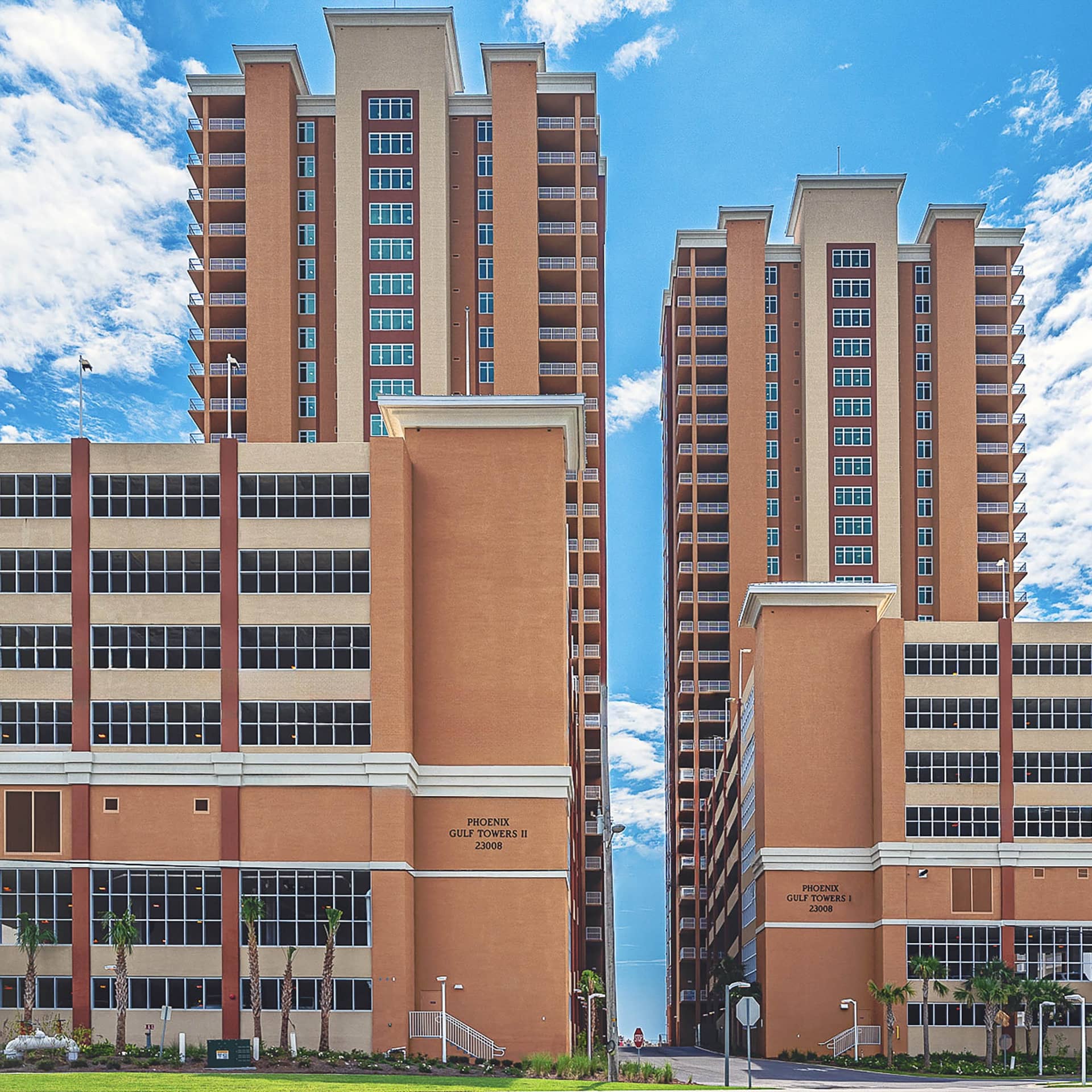 Lagoon and Gulf Views