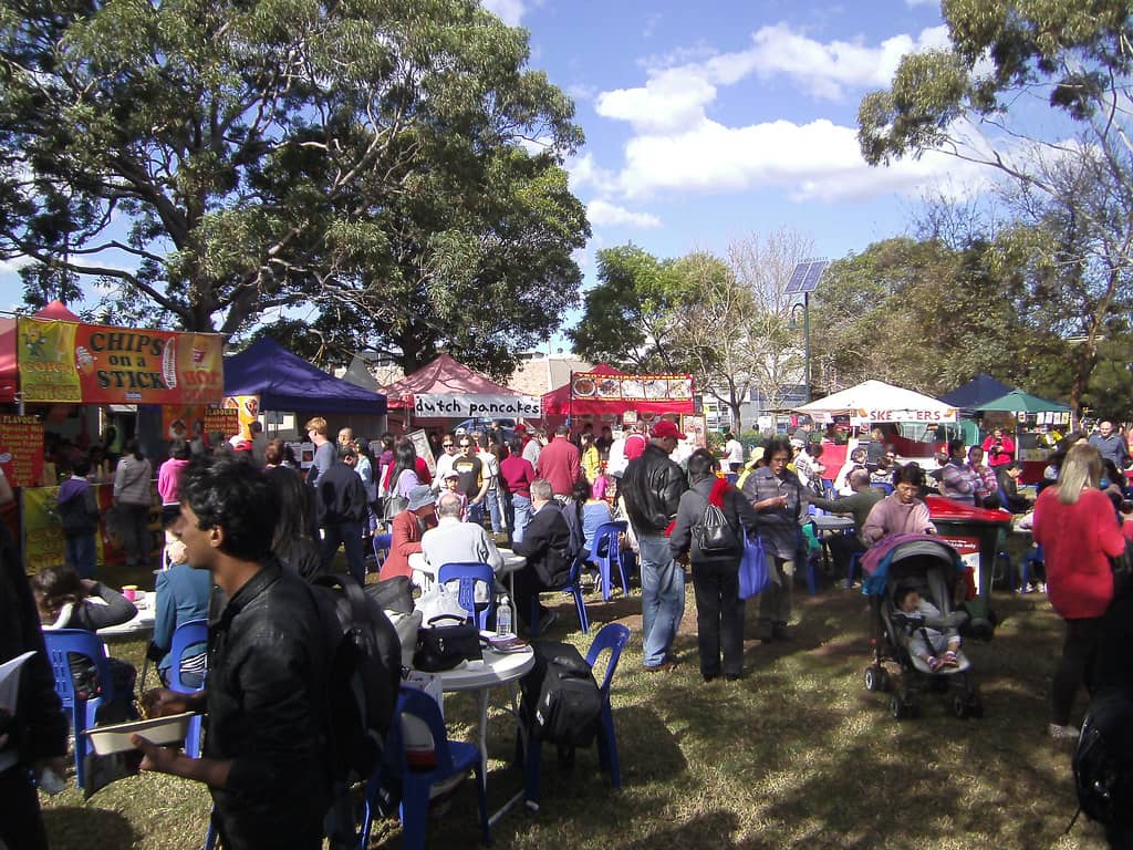 Fresh Produce & Food Stalls