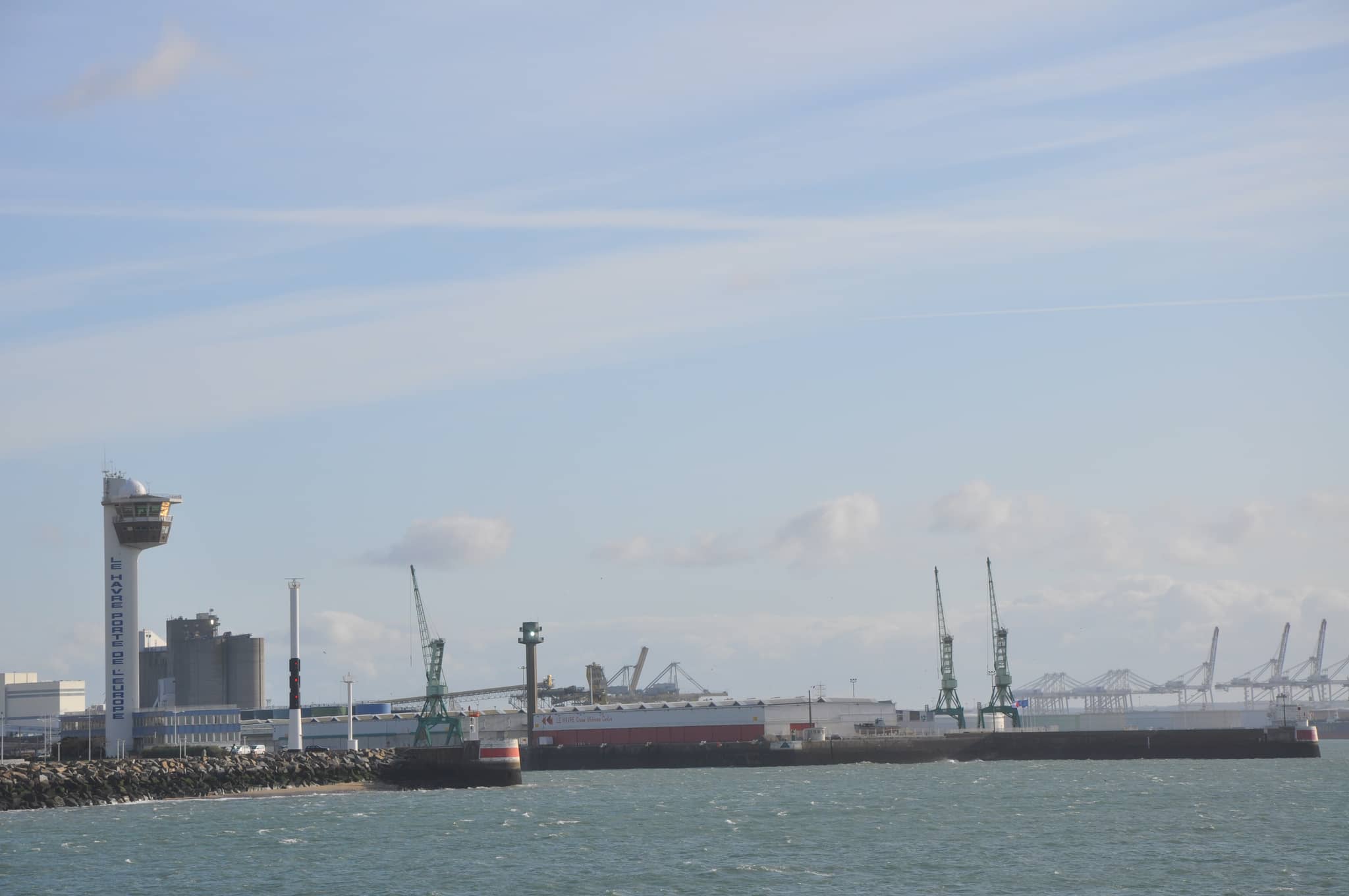 Sea Breeze & Port Proximity