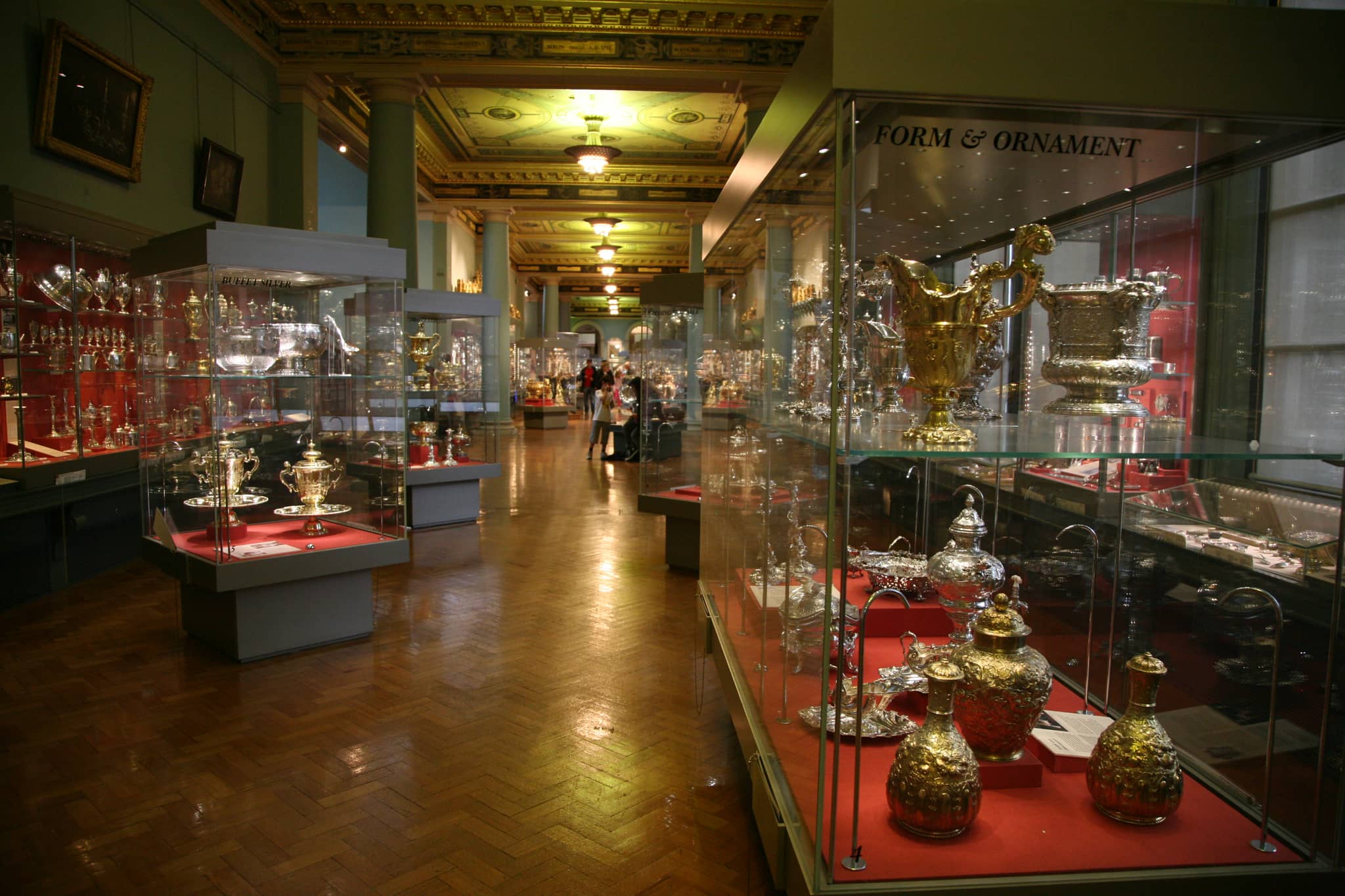 Victoria and Albert Museum (V&A)