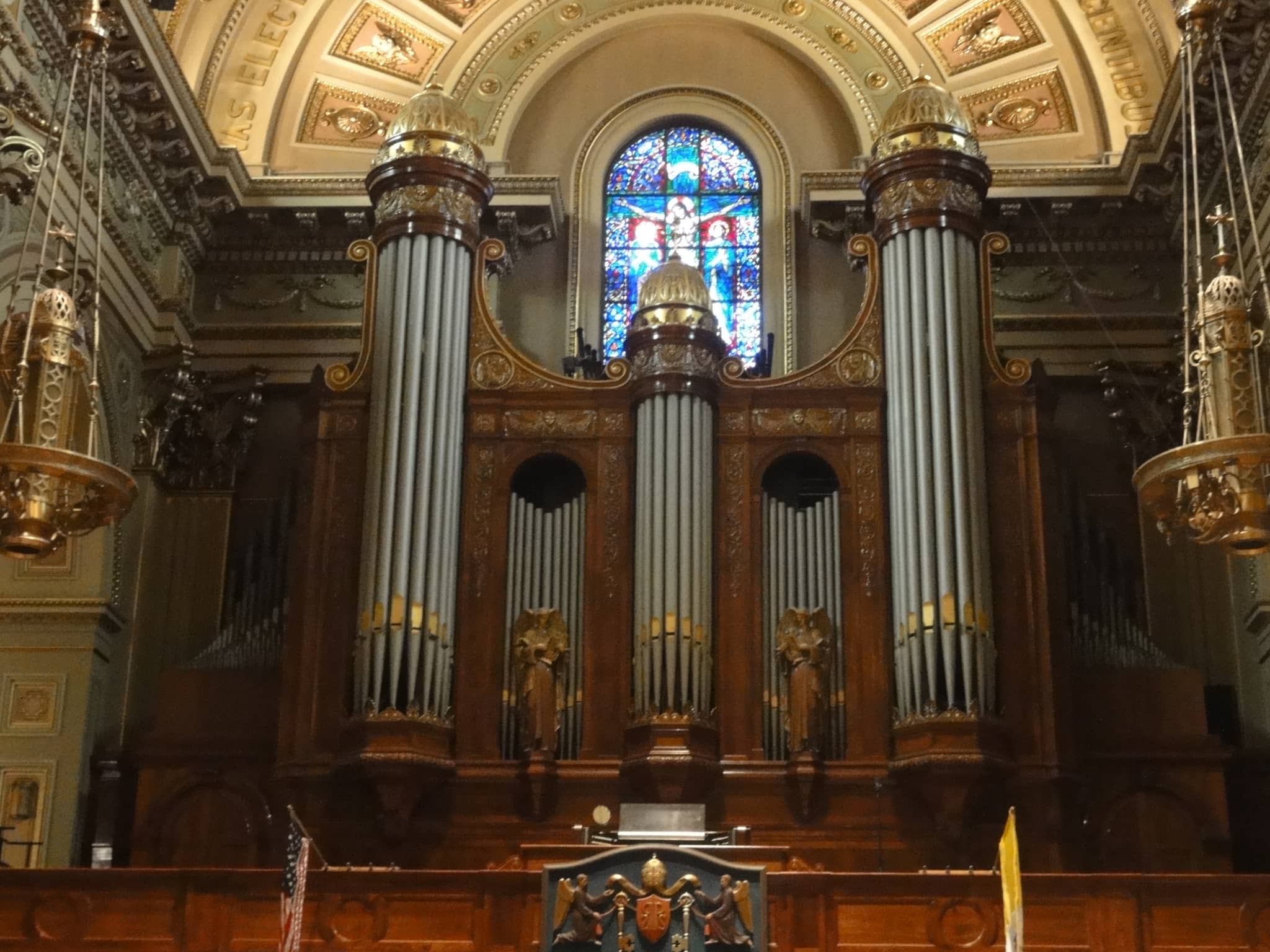 Massive Pipe Organ