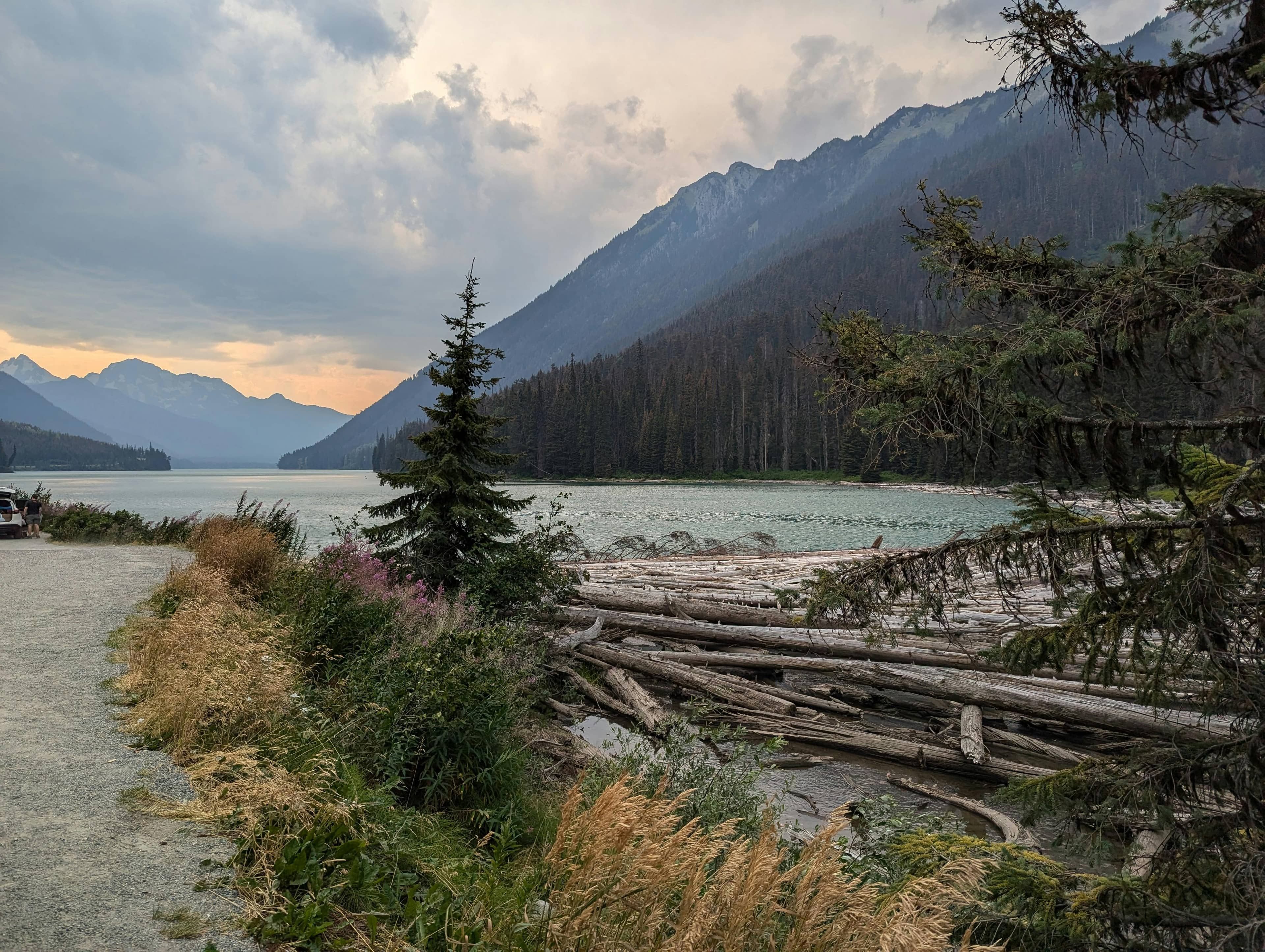 Scenic Lake Loop Trail