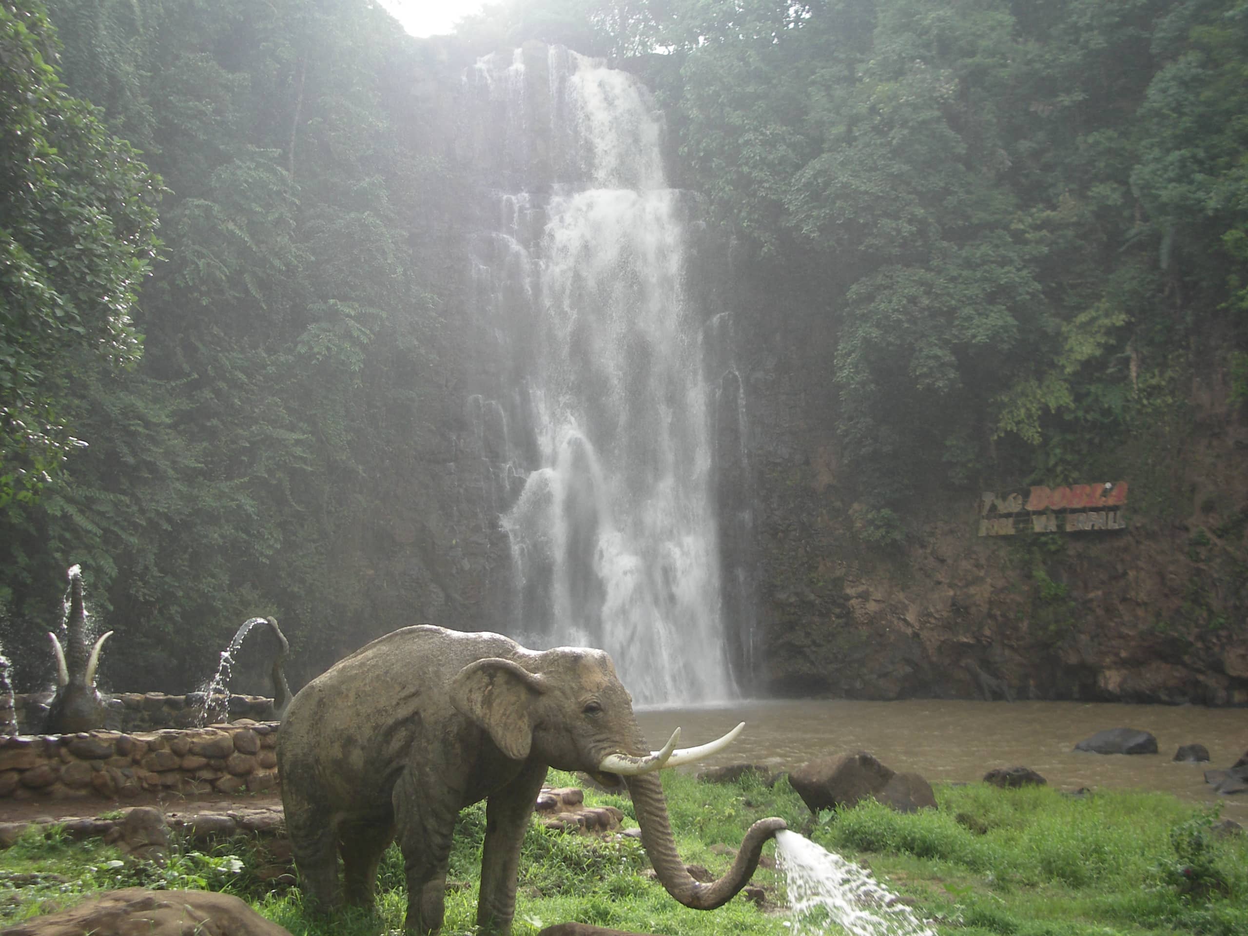 Linh An Pagoda Views