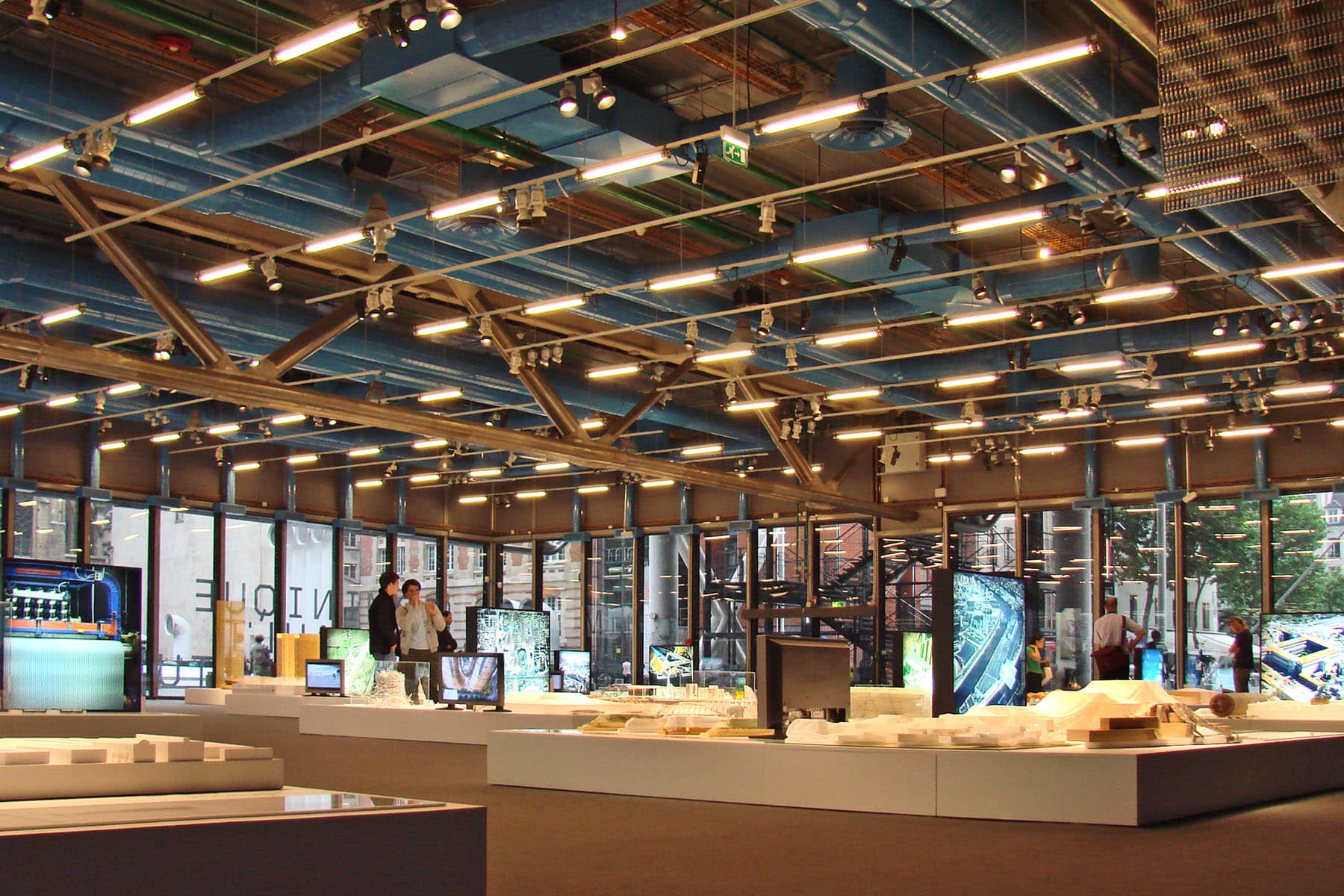 Dynamic Exhibitions
