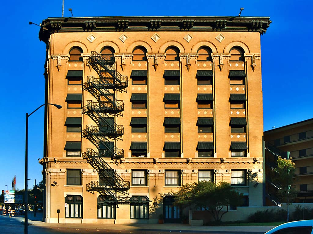 Architectural Echo