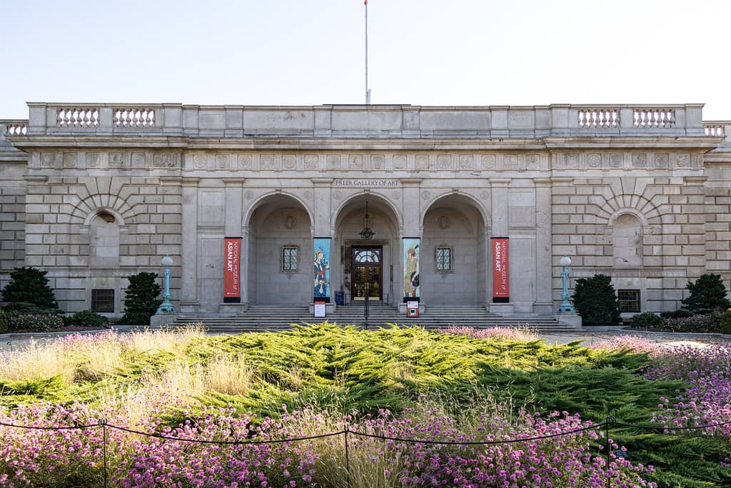 Local Art & Culture Hubs