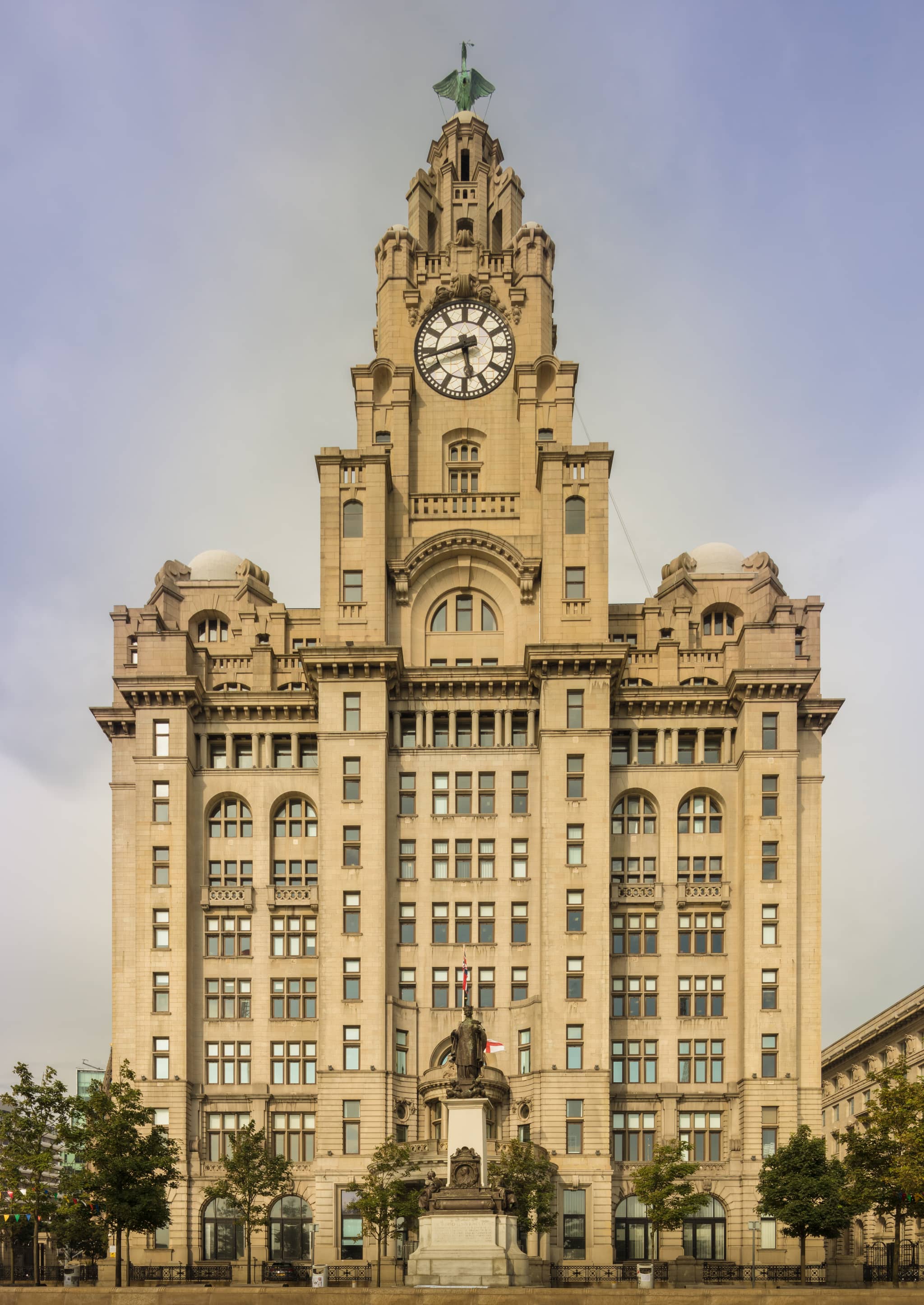 Art Deco Grandeur