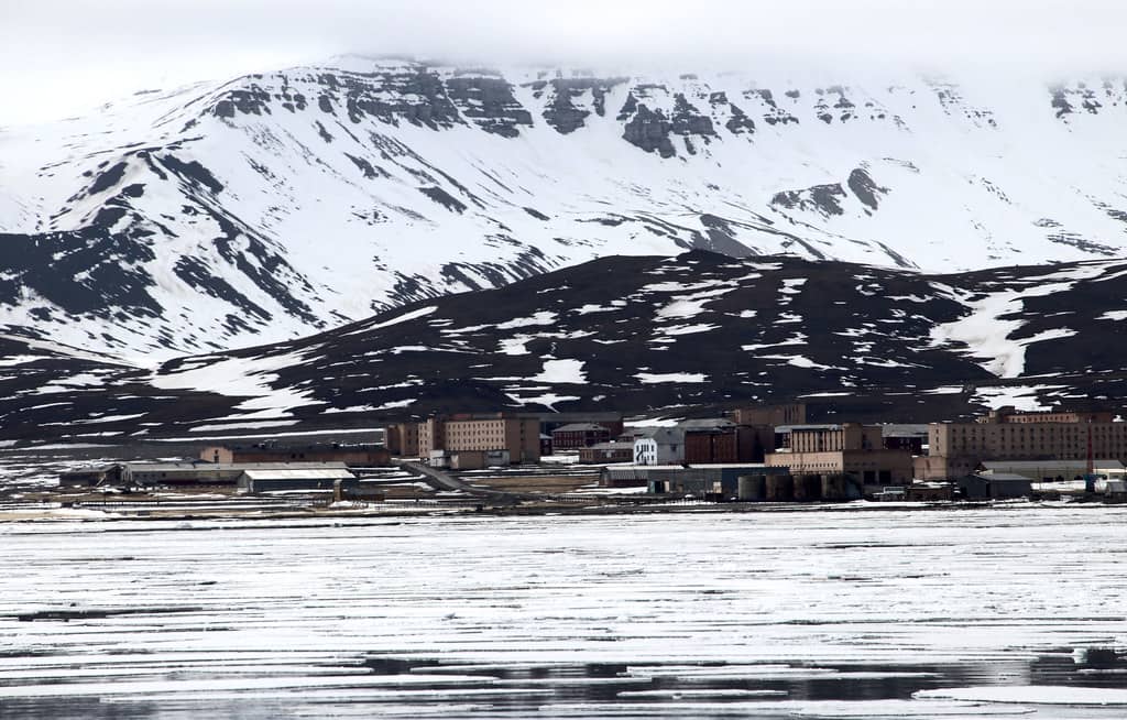 Panoramic Fjord Views