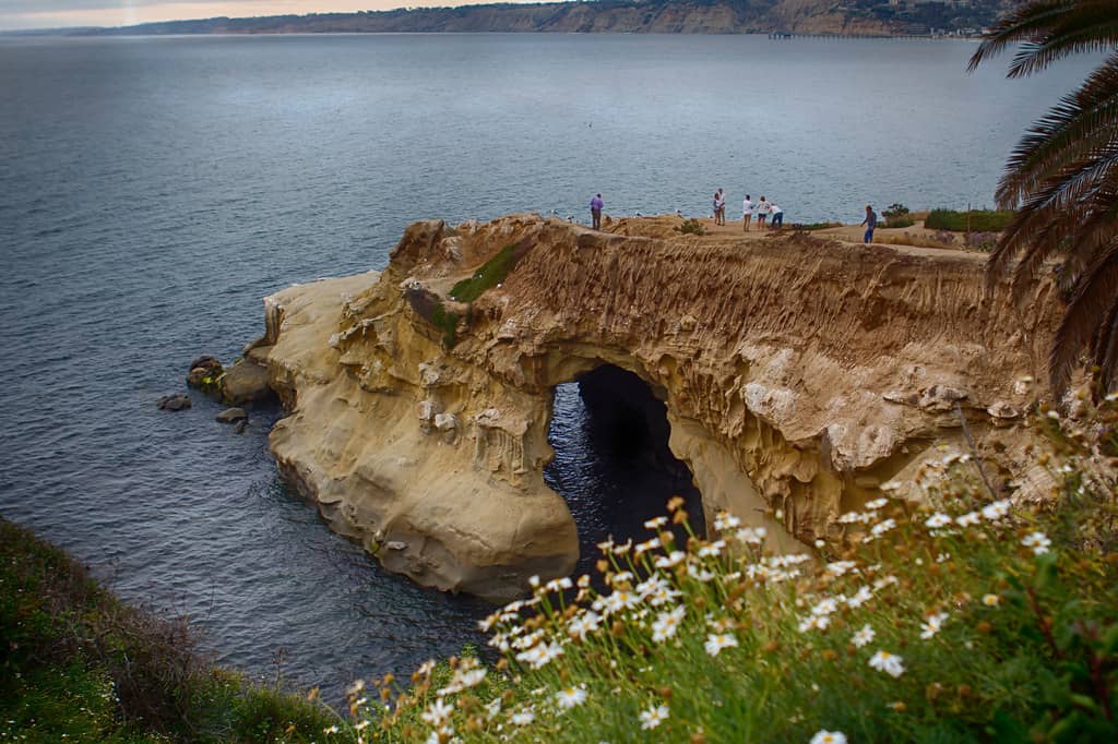 Oceanfront Cliffs & Caves