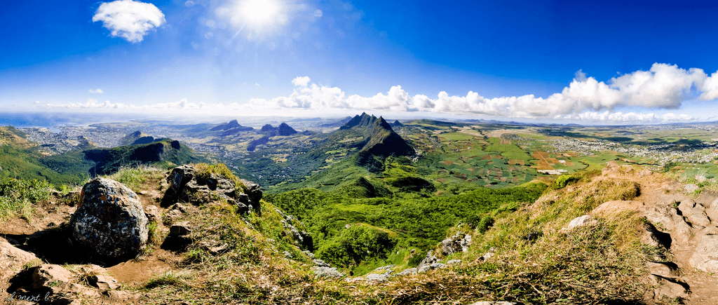 Panoramic Island Vistas