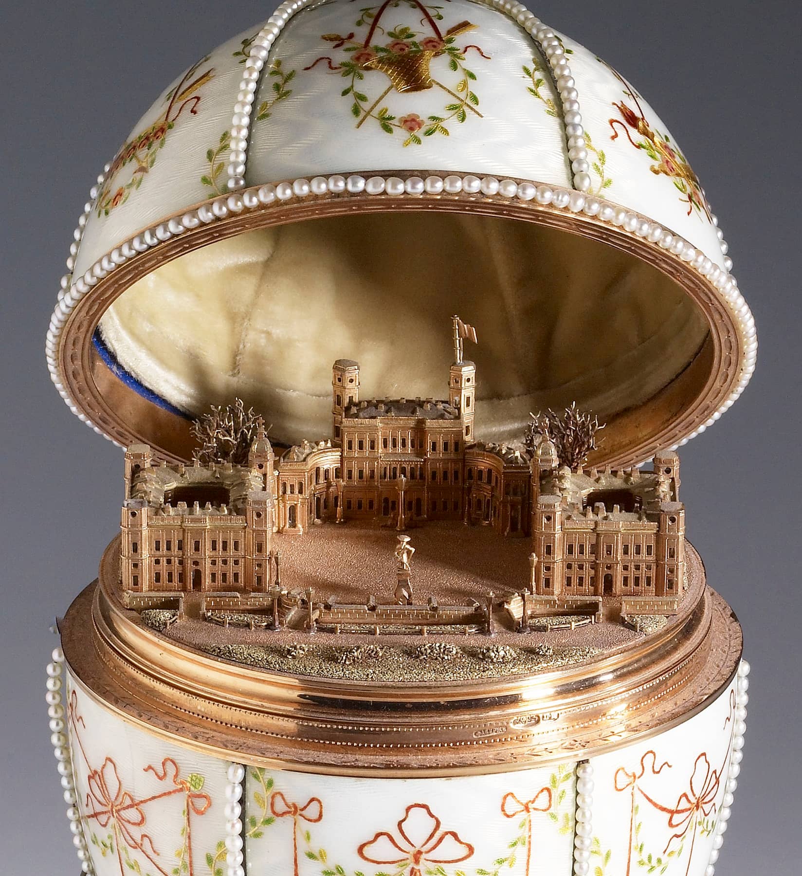 Jewelry and Decorative Arts