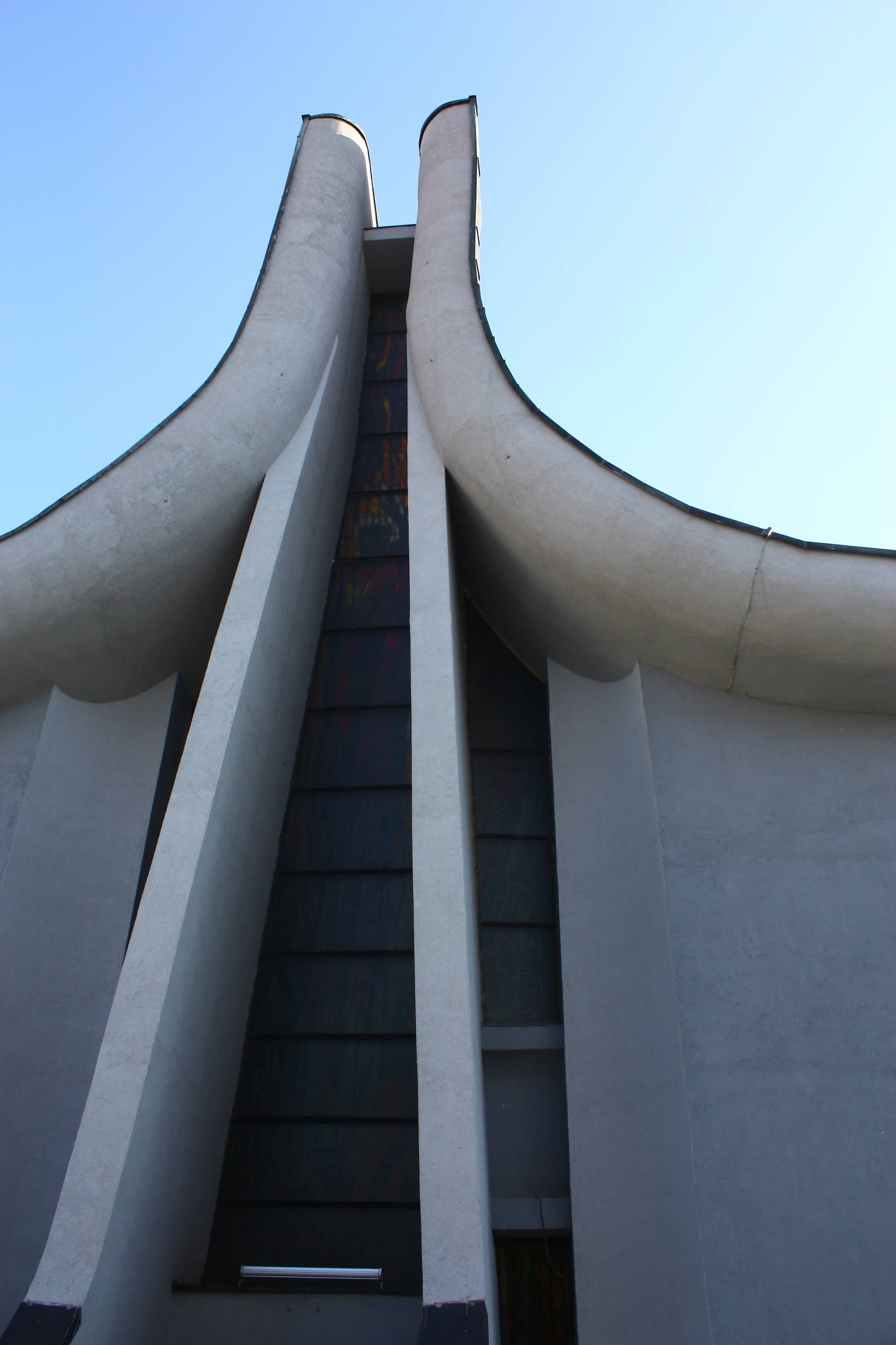 Light and Concrete Contrast