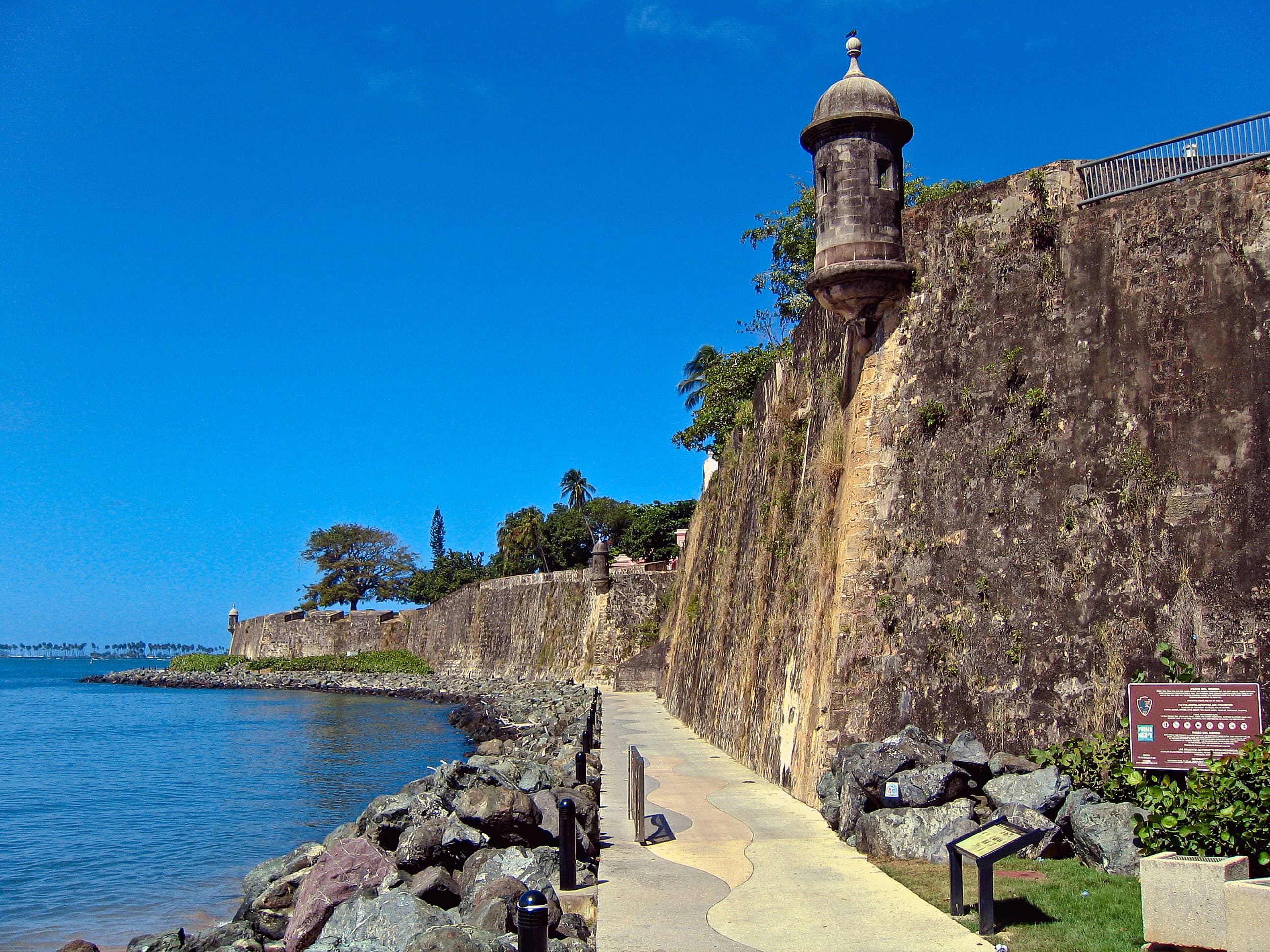 Views of El Morro & City Walls