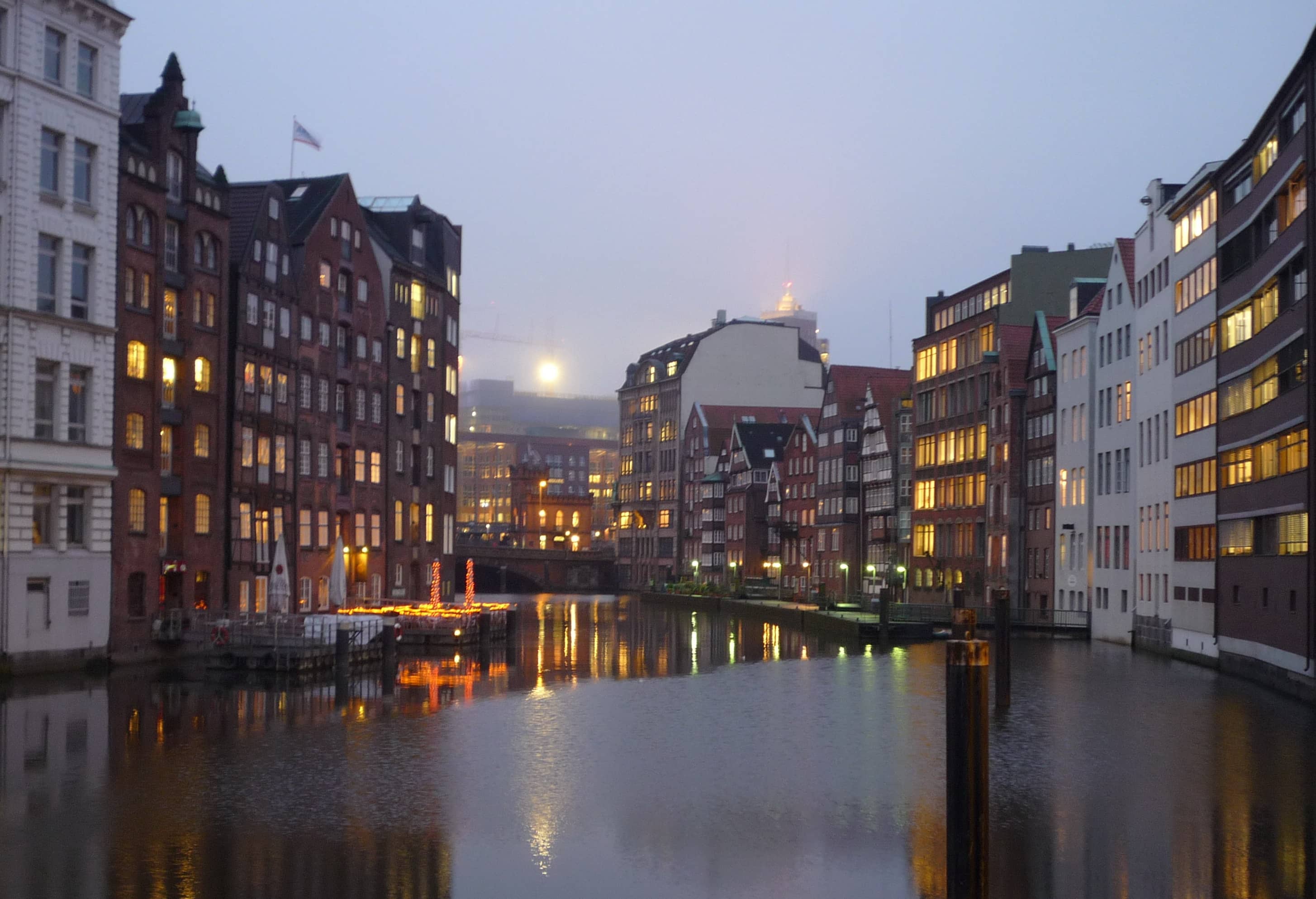 Holzbrücke & Hohe Brücke Views