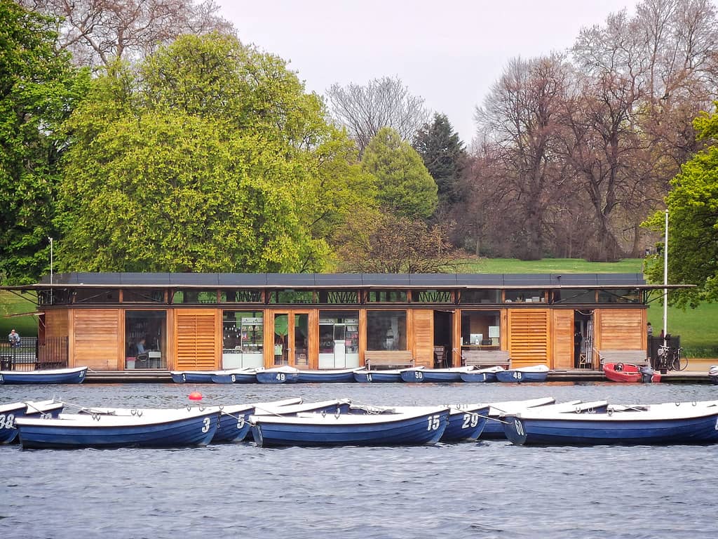 Serpentine Lake
