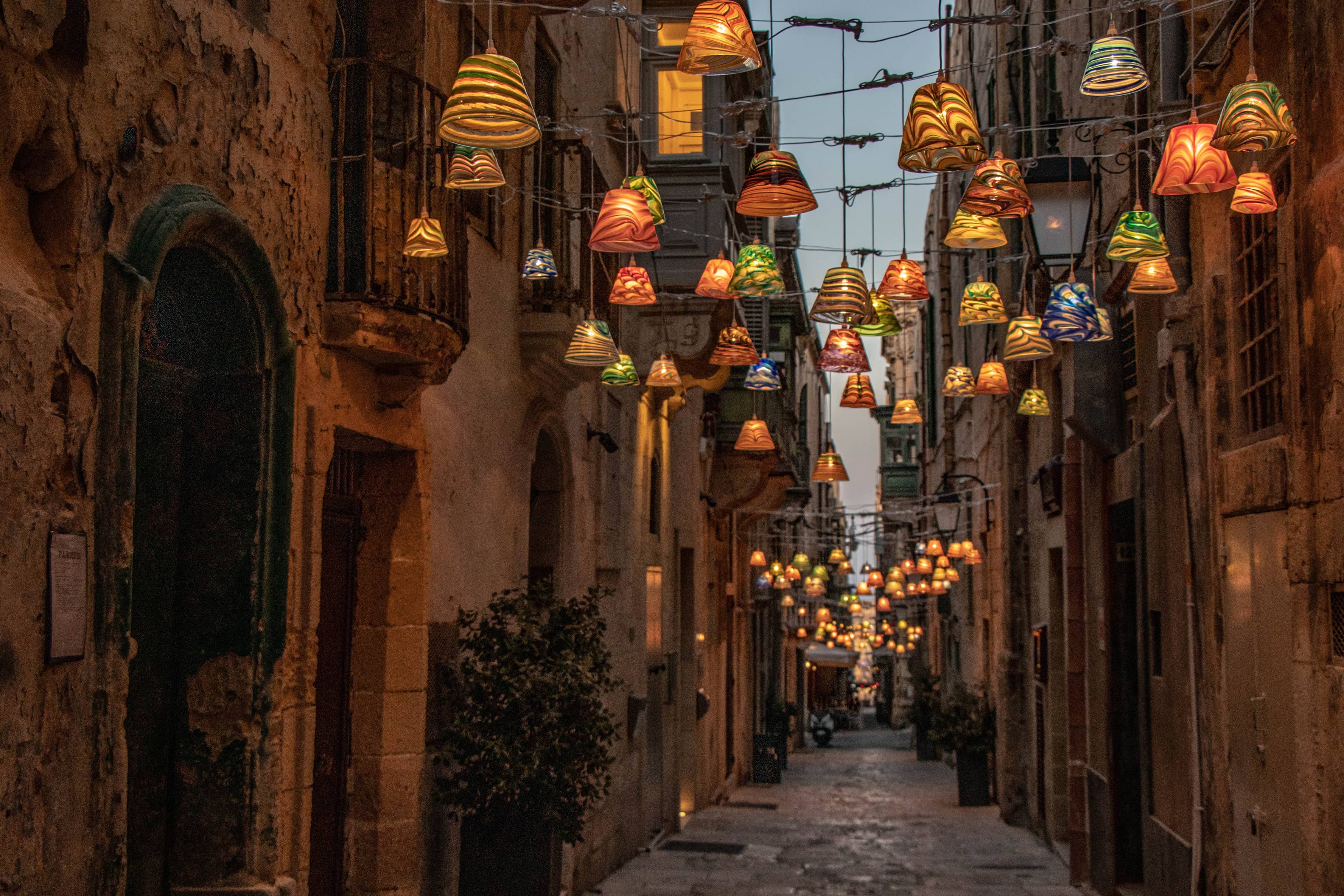 Bustling Bars & Restaurants