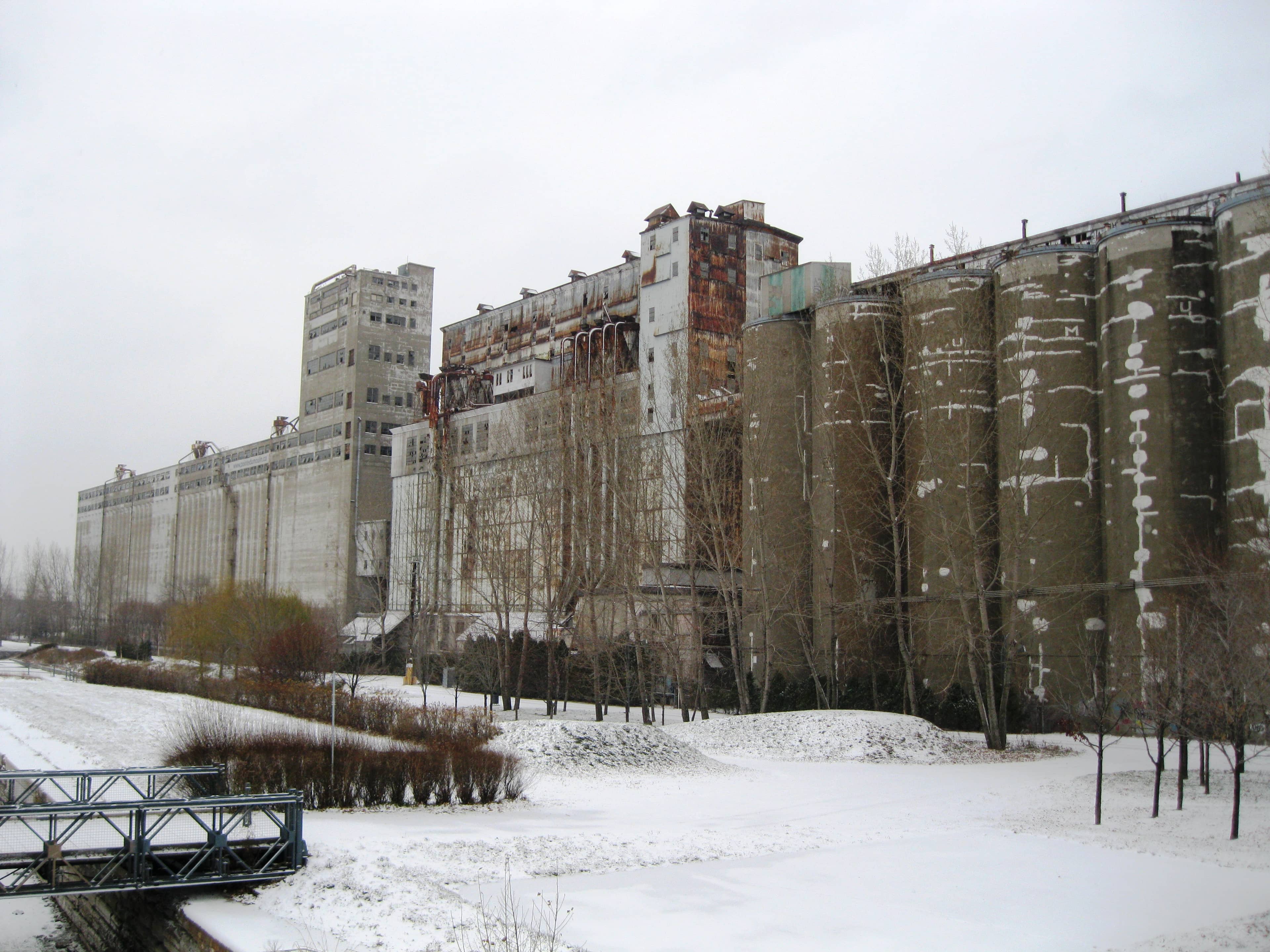 The Scale of Grain Storage