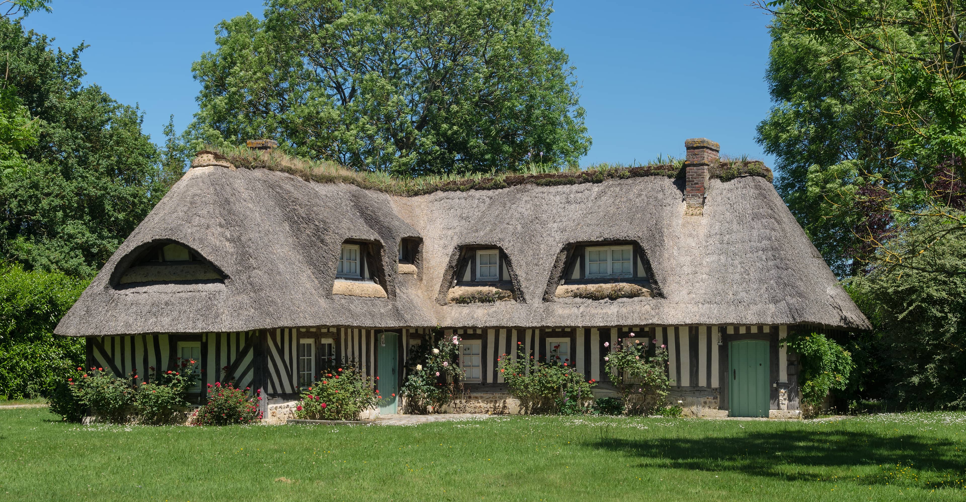 Charming Thatched Cottages