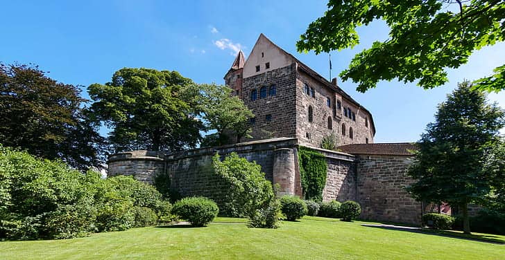 Panoramic Castle Views