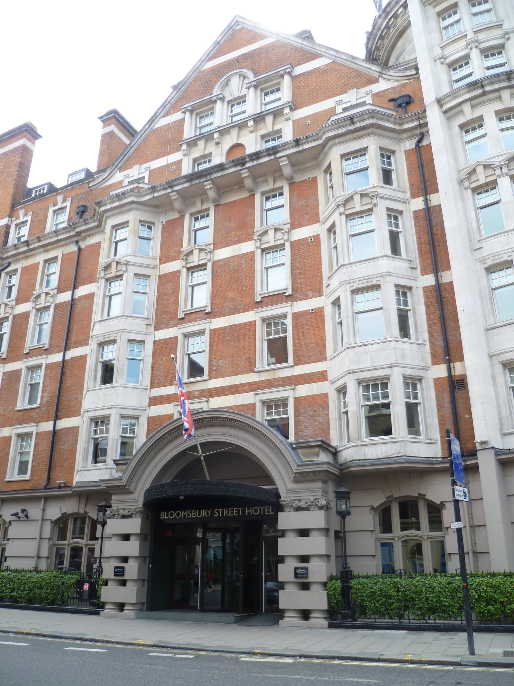 Proximity to Bloomsbury