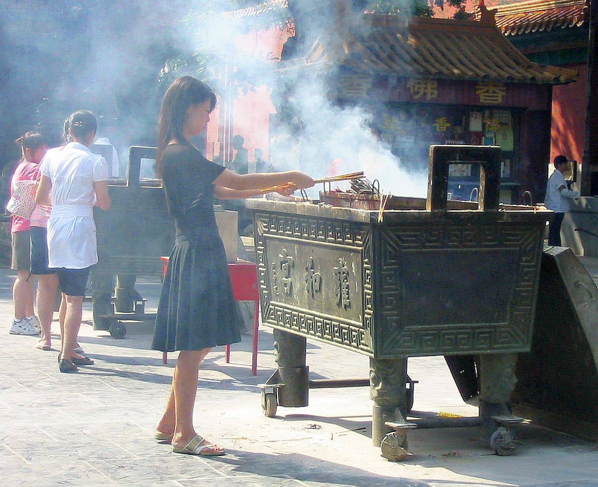 Incense Burners & Auspicious Symbols