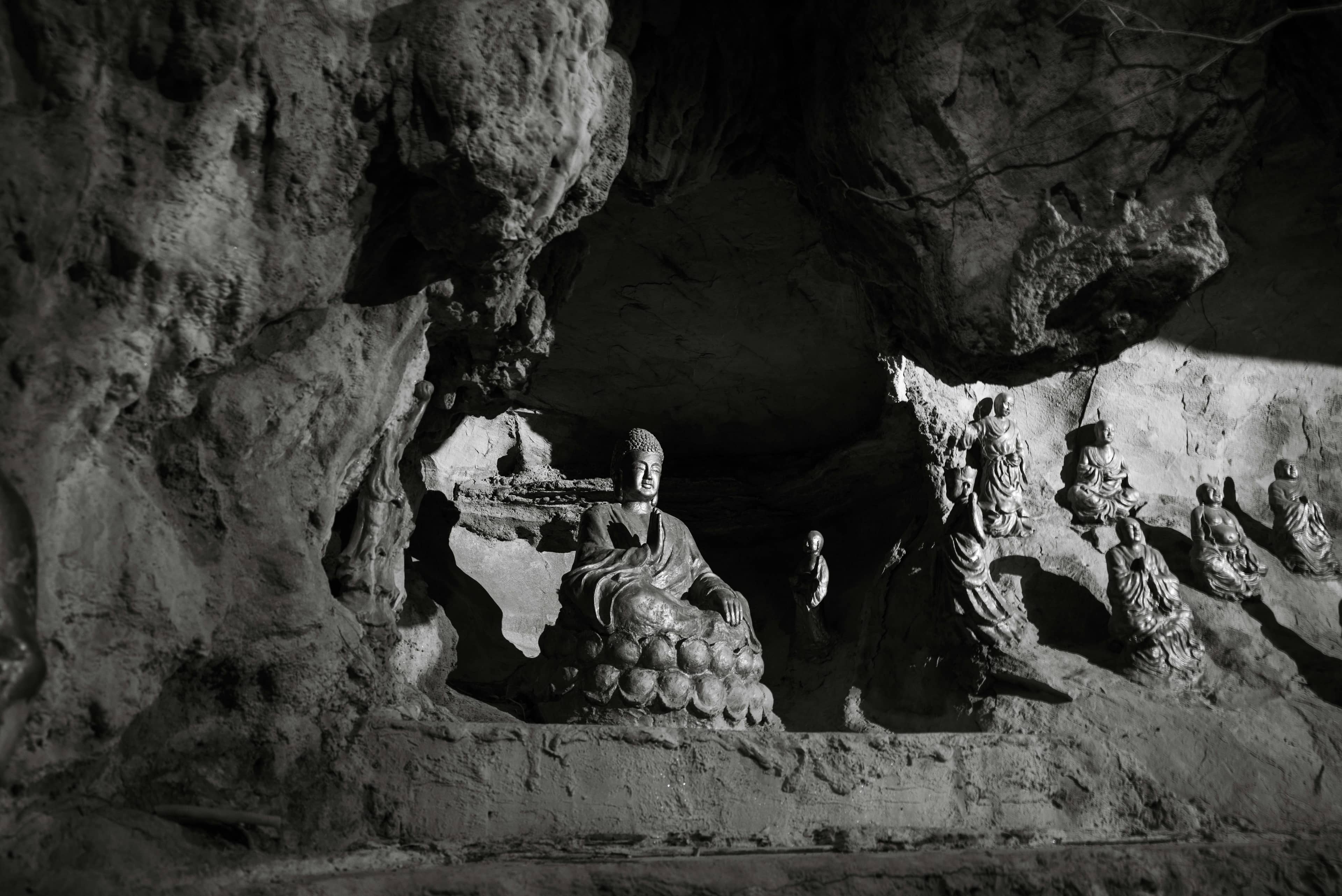 Echoing Caves