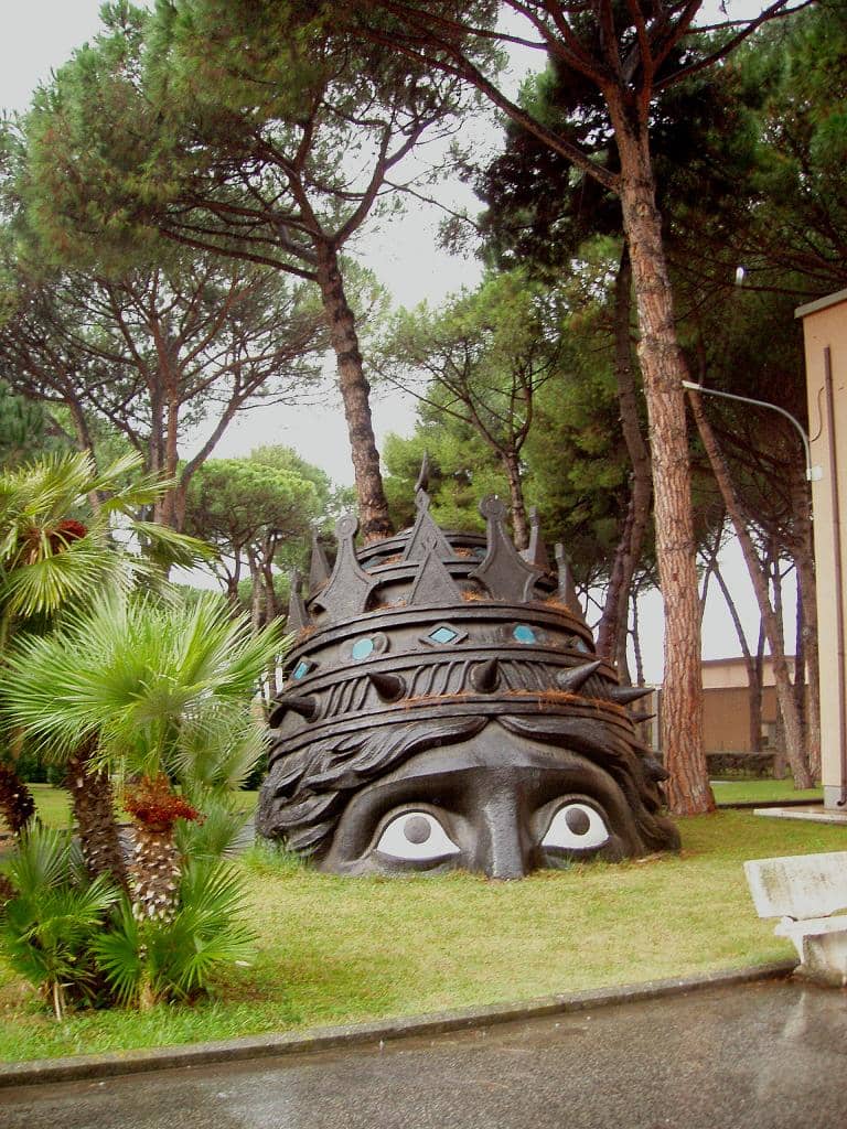 Sculptures and Green Spaces