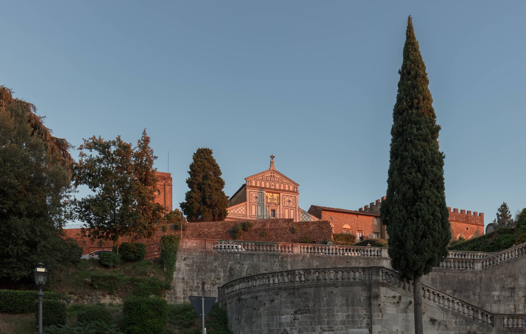 Proximity to Piazzale Michelangelo