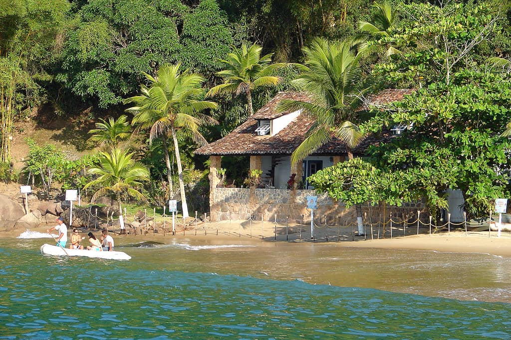 Secluded Beach Vibe