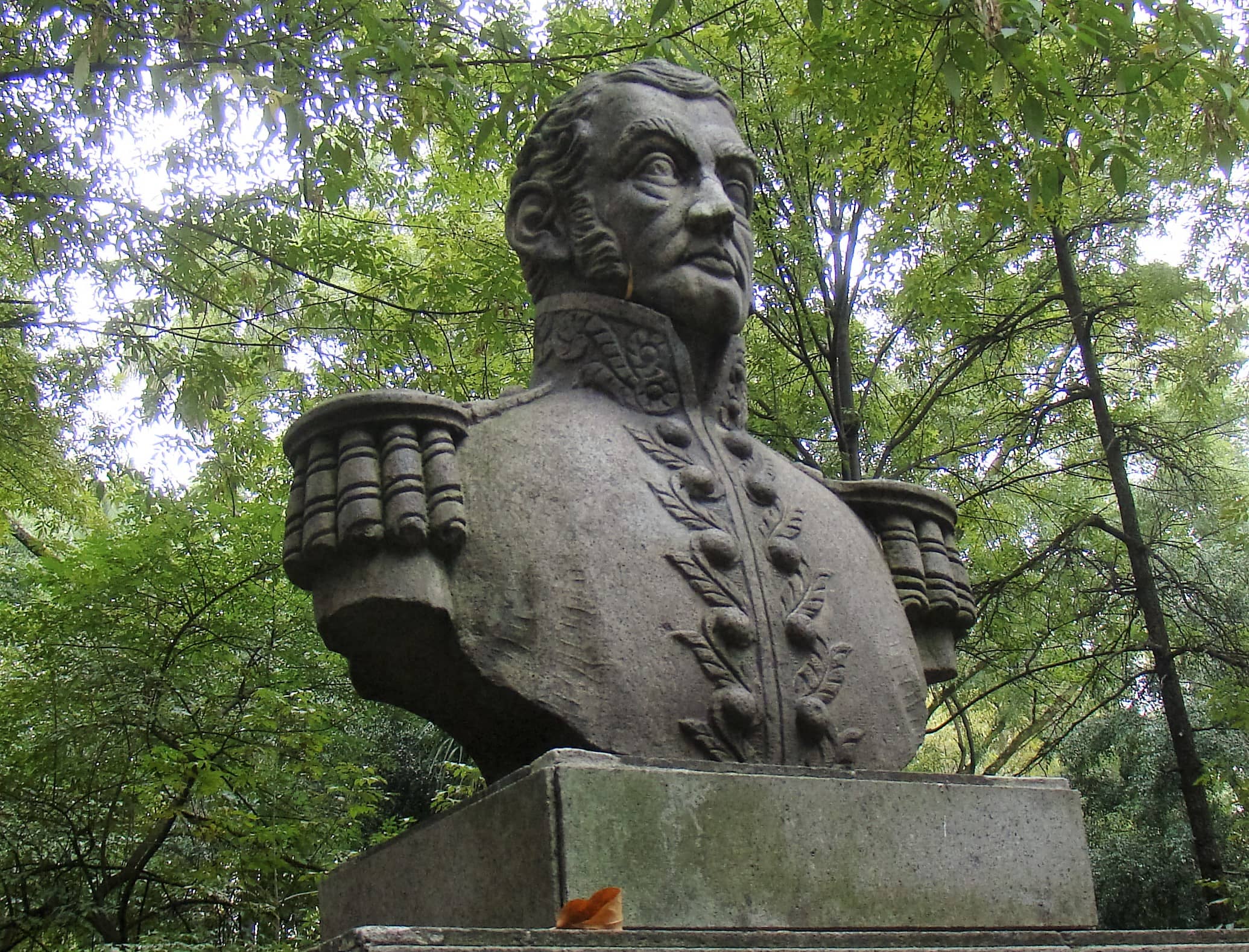 Statue of José de San Martín