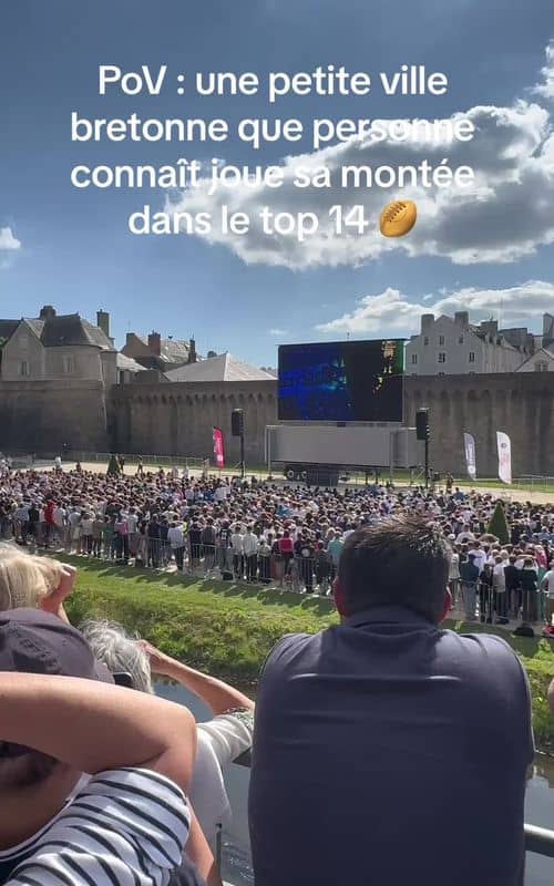 Social content